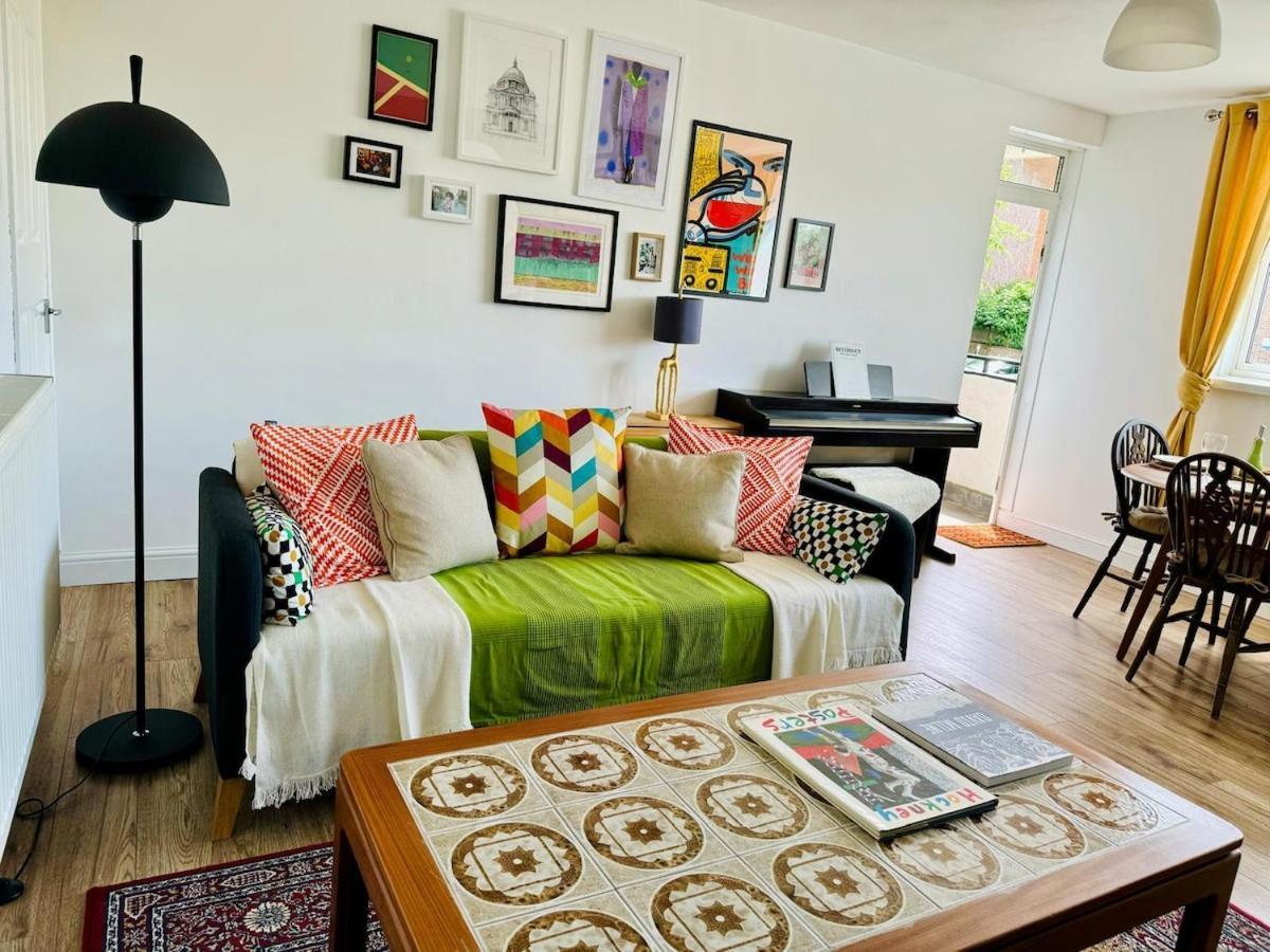 Modern Flat At Selden House Leilighet *