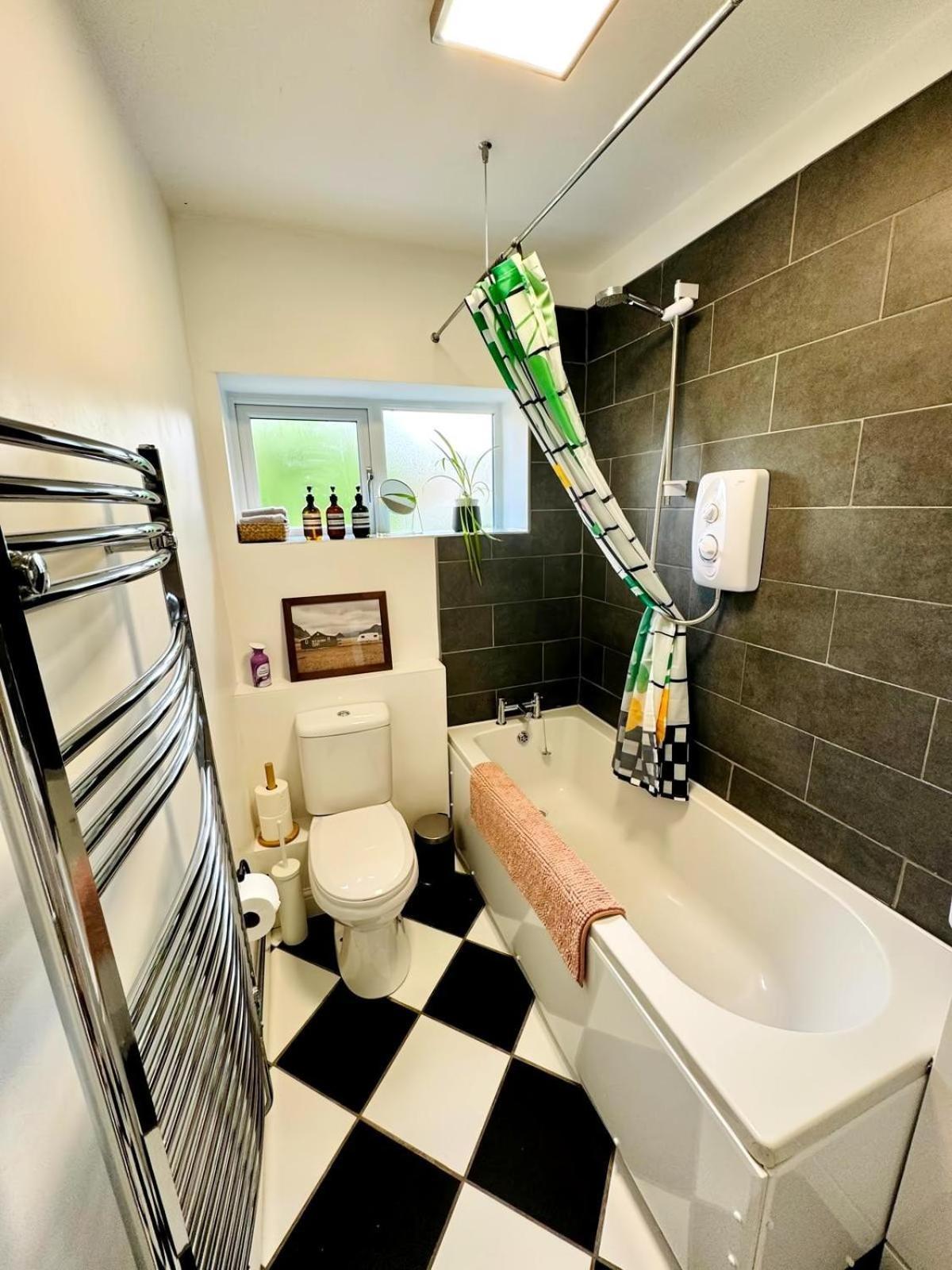Modern Flat At Selden House Leilighet