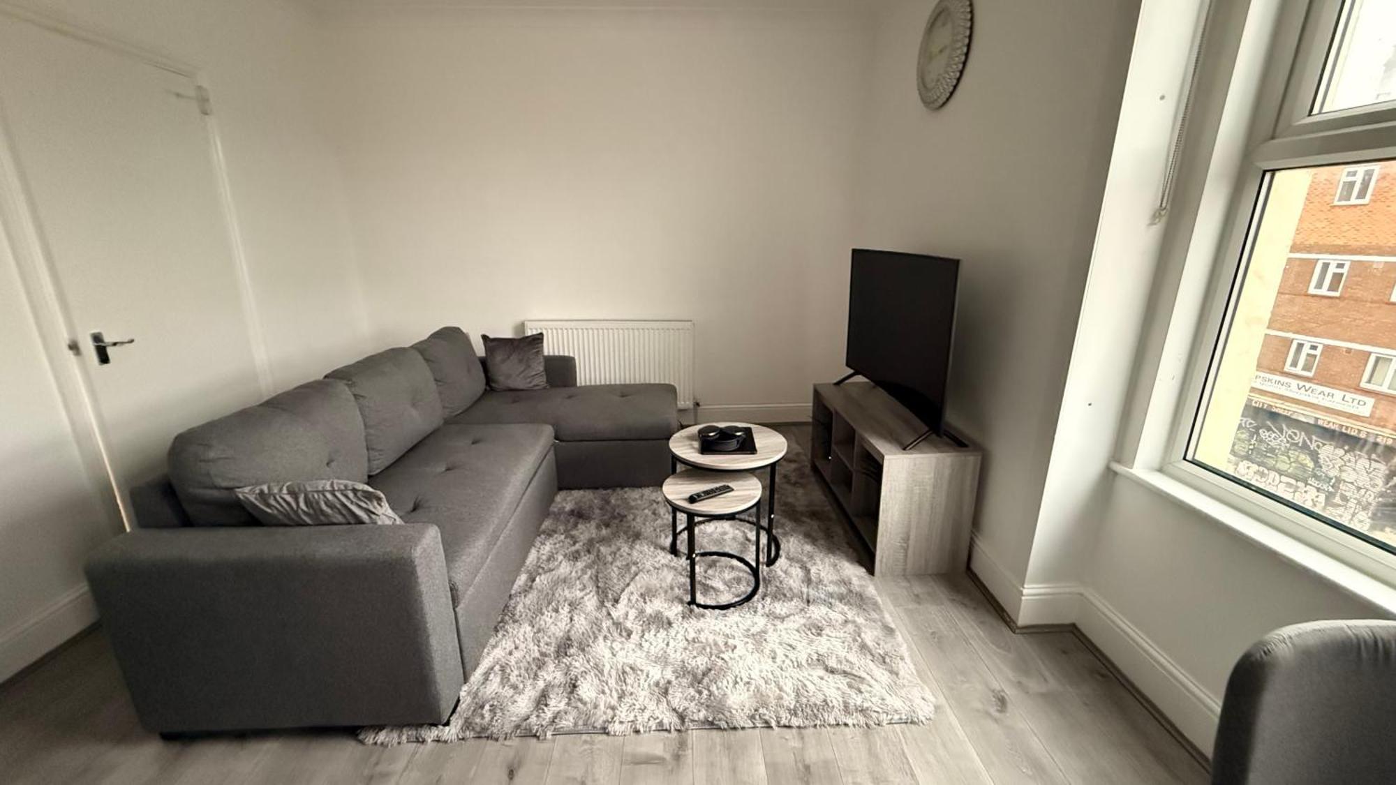Brick Lane Modern 2 Bedroom London