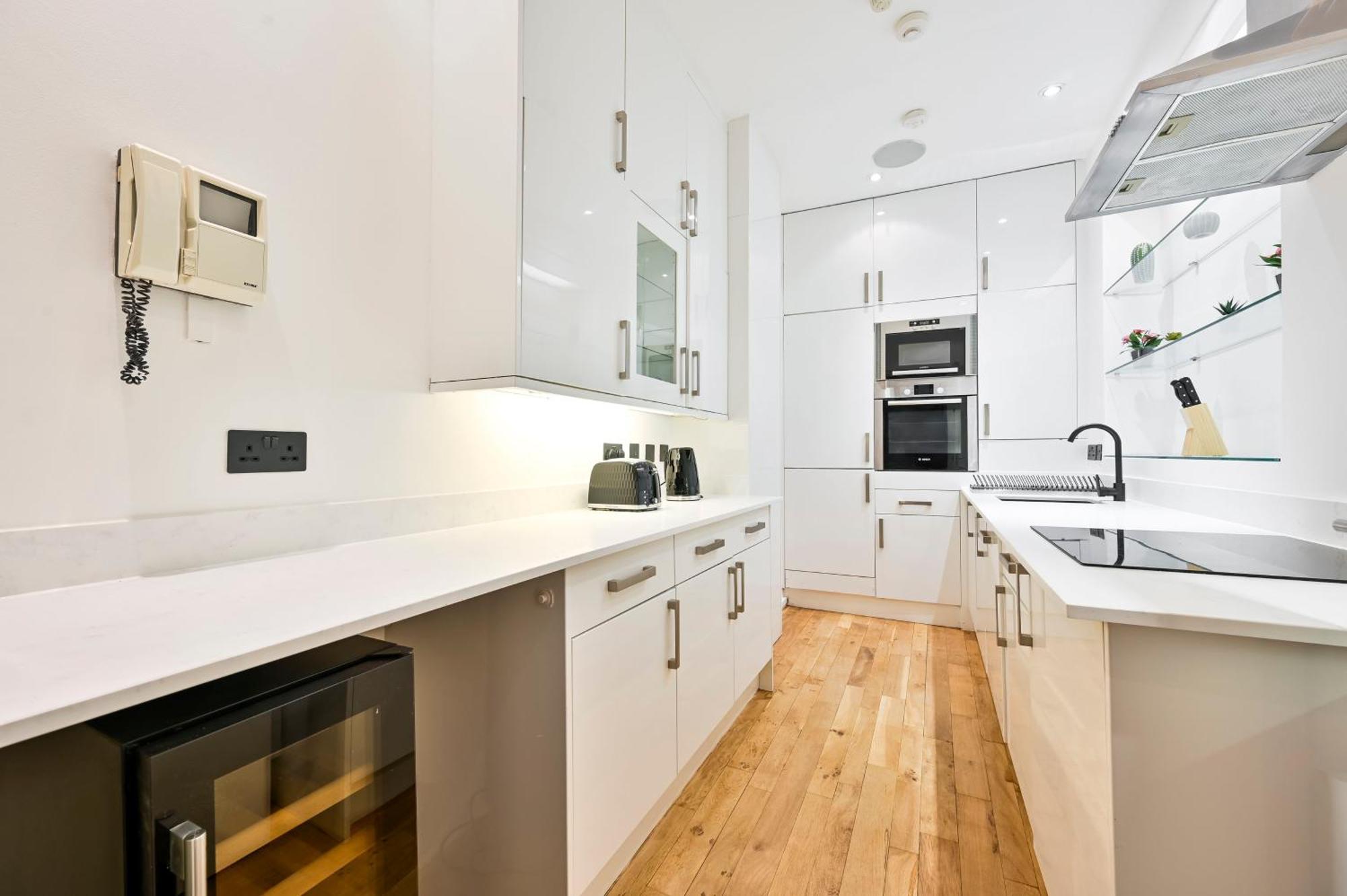 Stunning 3 Bed Londra