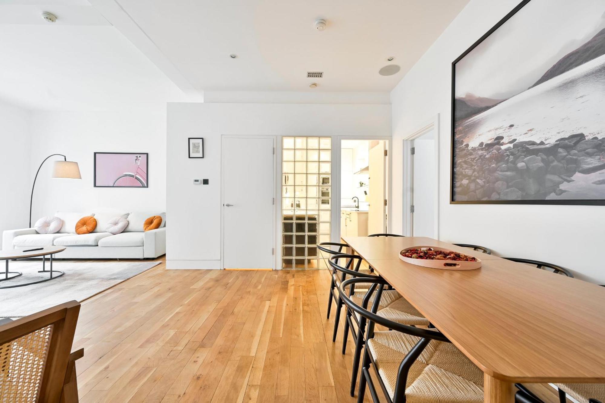 Lägenhet Stunning 3 Bed London