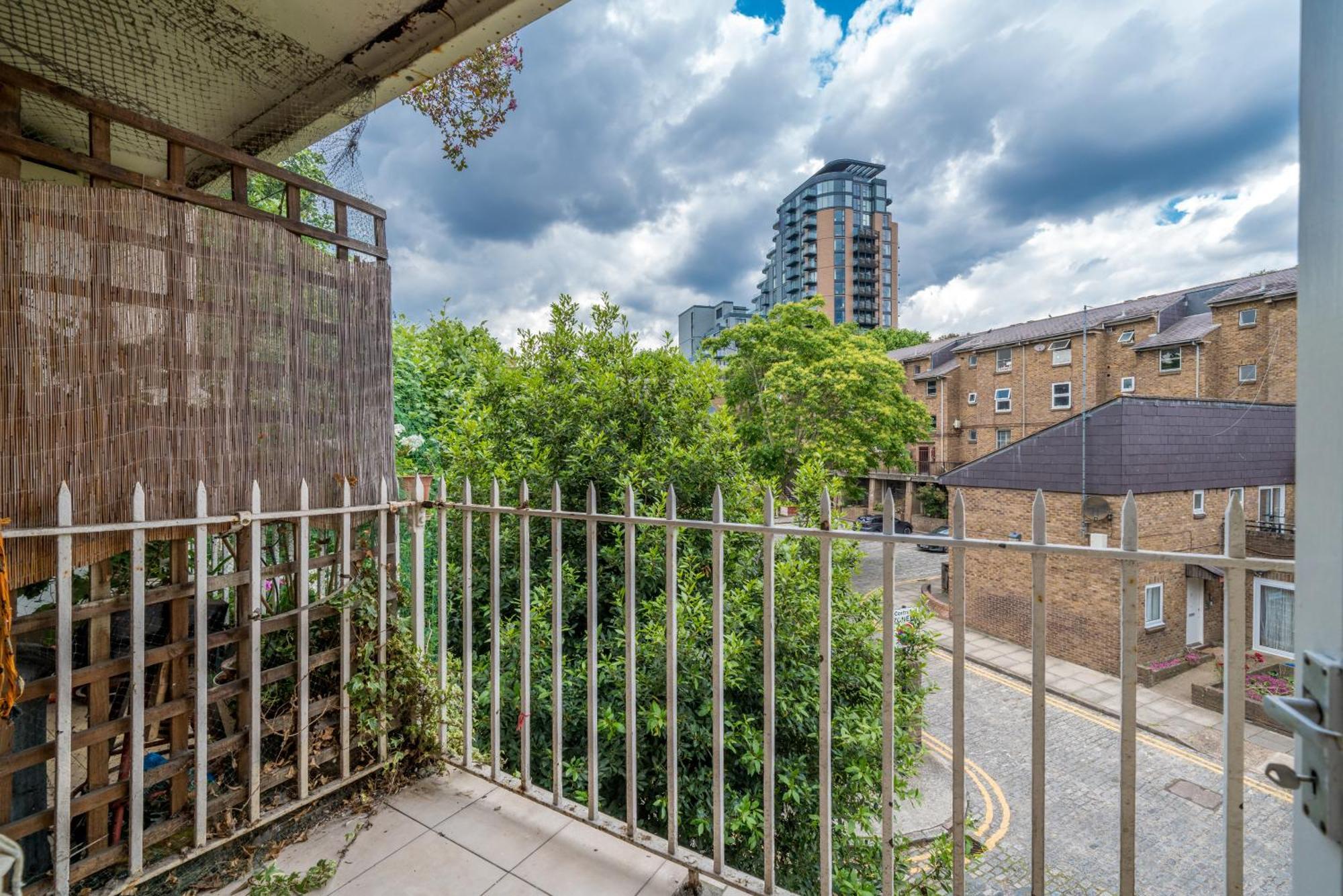 Leilighet New! Cosy Flat - Free Secure Parking - Wapping Station London