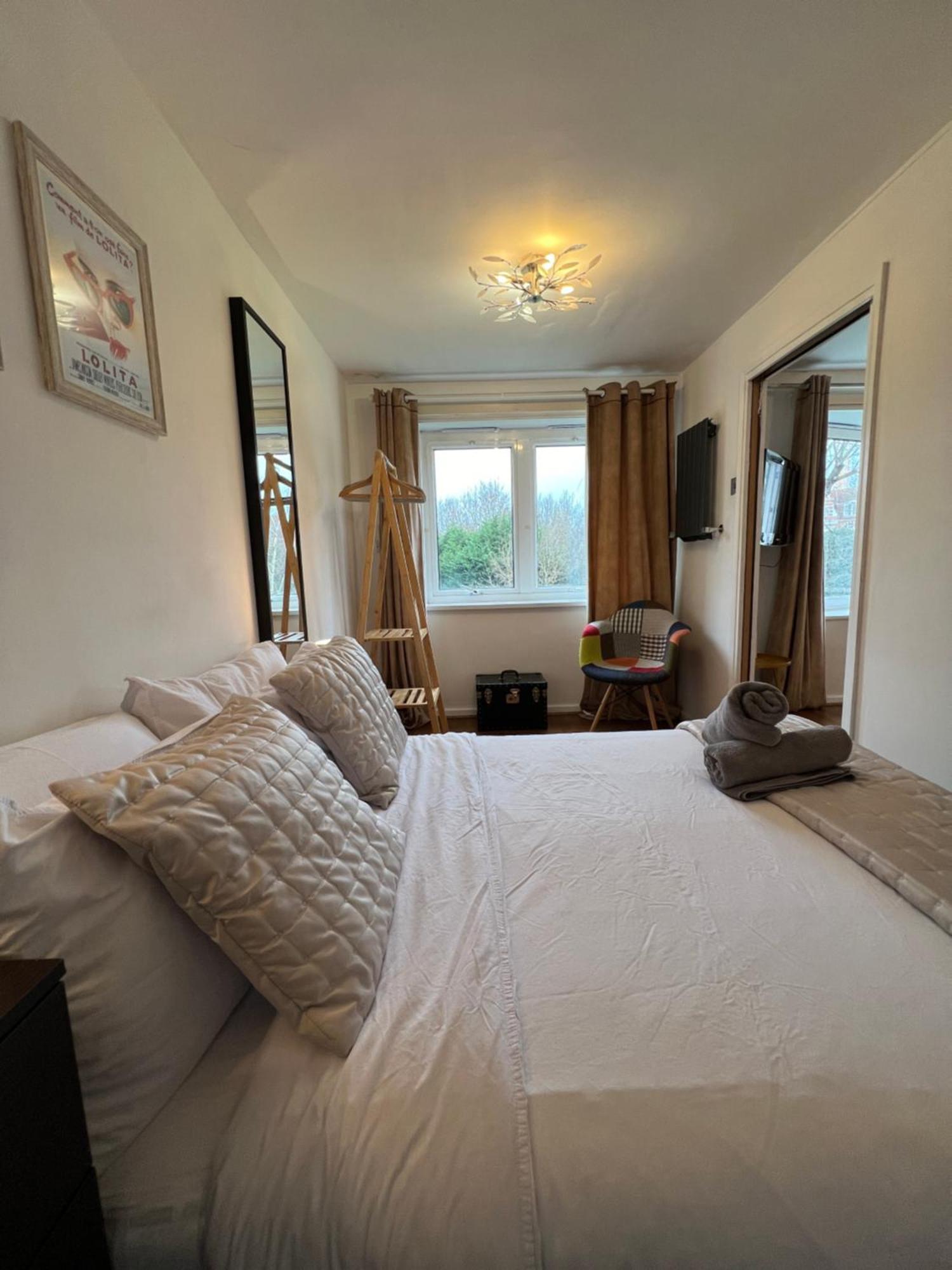 Cozy Near Apartment London