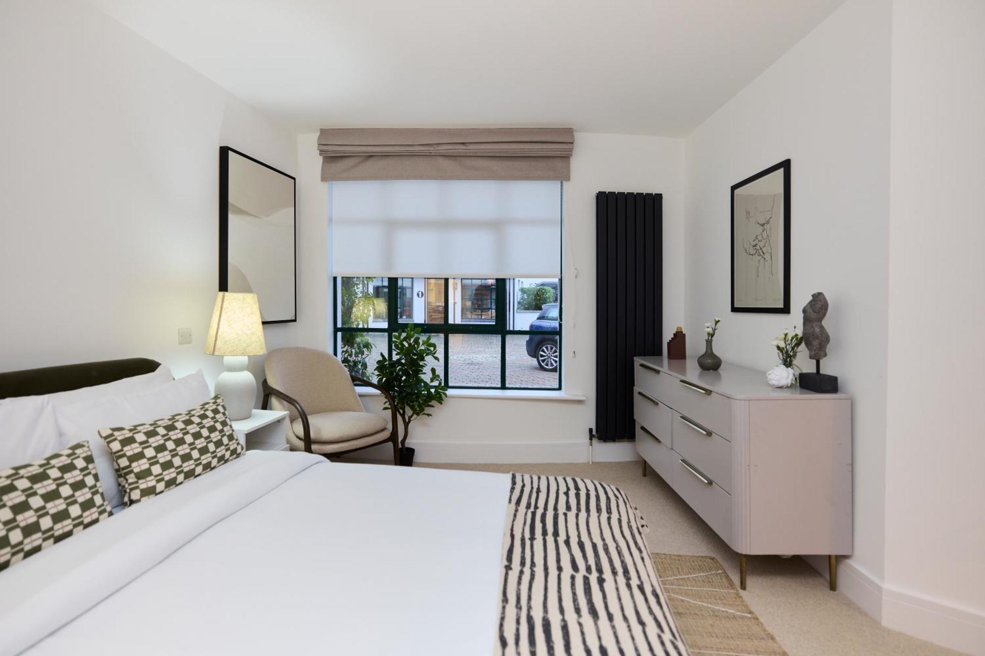 The Melbray Gem - 2bdr With Courtyard * Londen