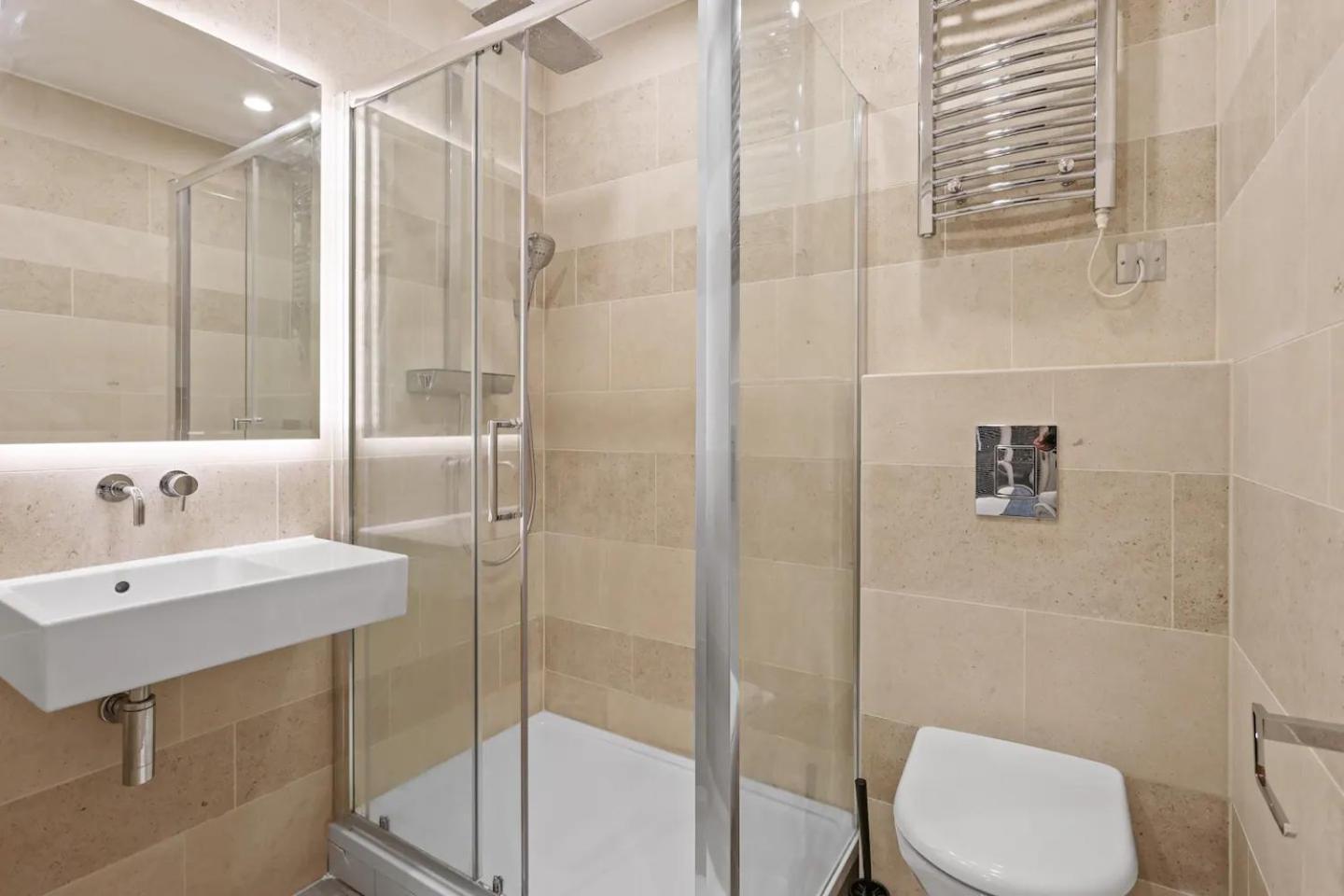 95 Aparthotel *