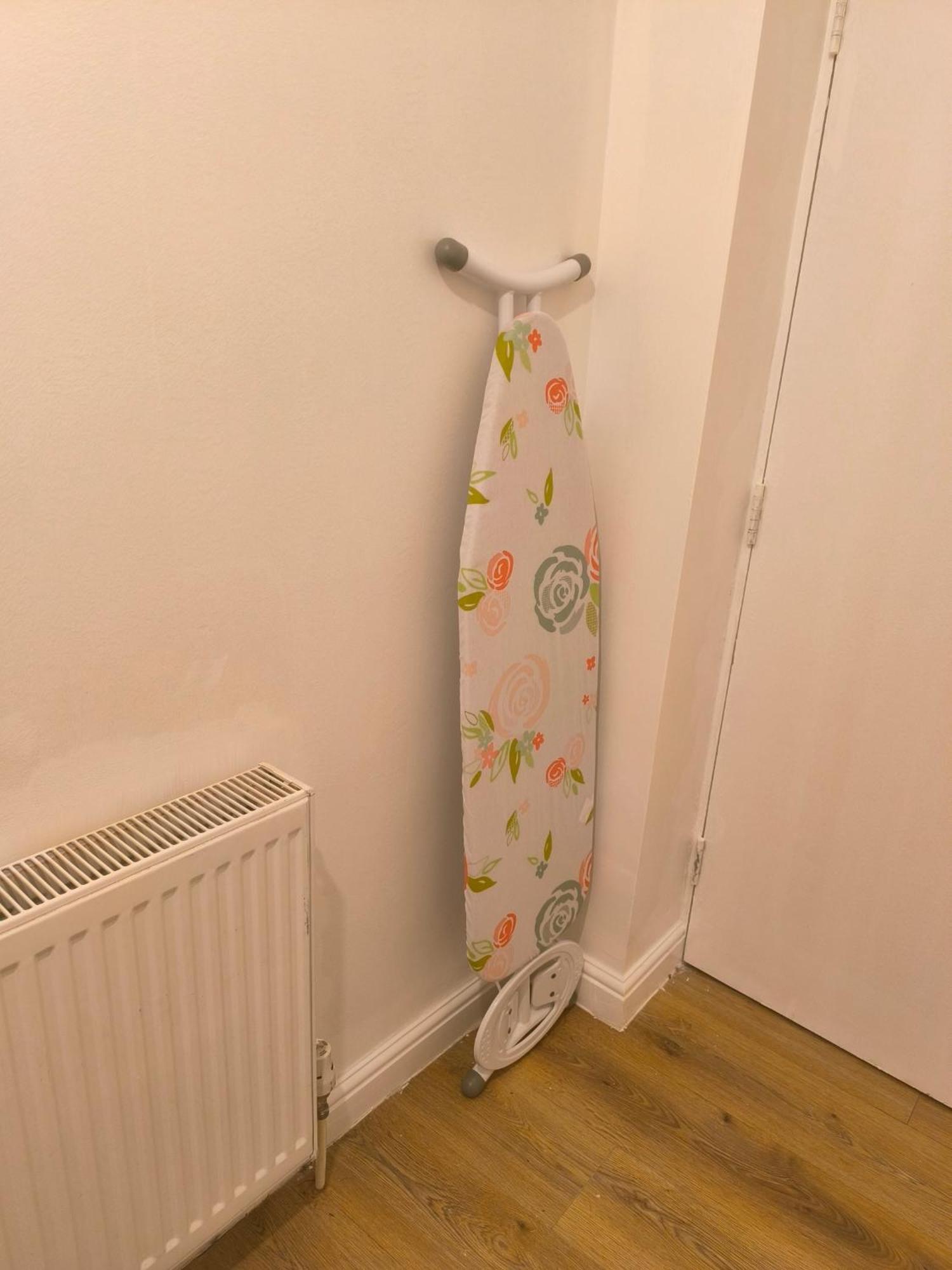 3 Persons Room, 1min Walk From South Wimbledon Station Pensionat