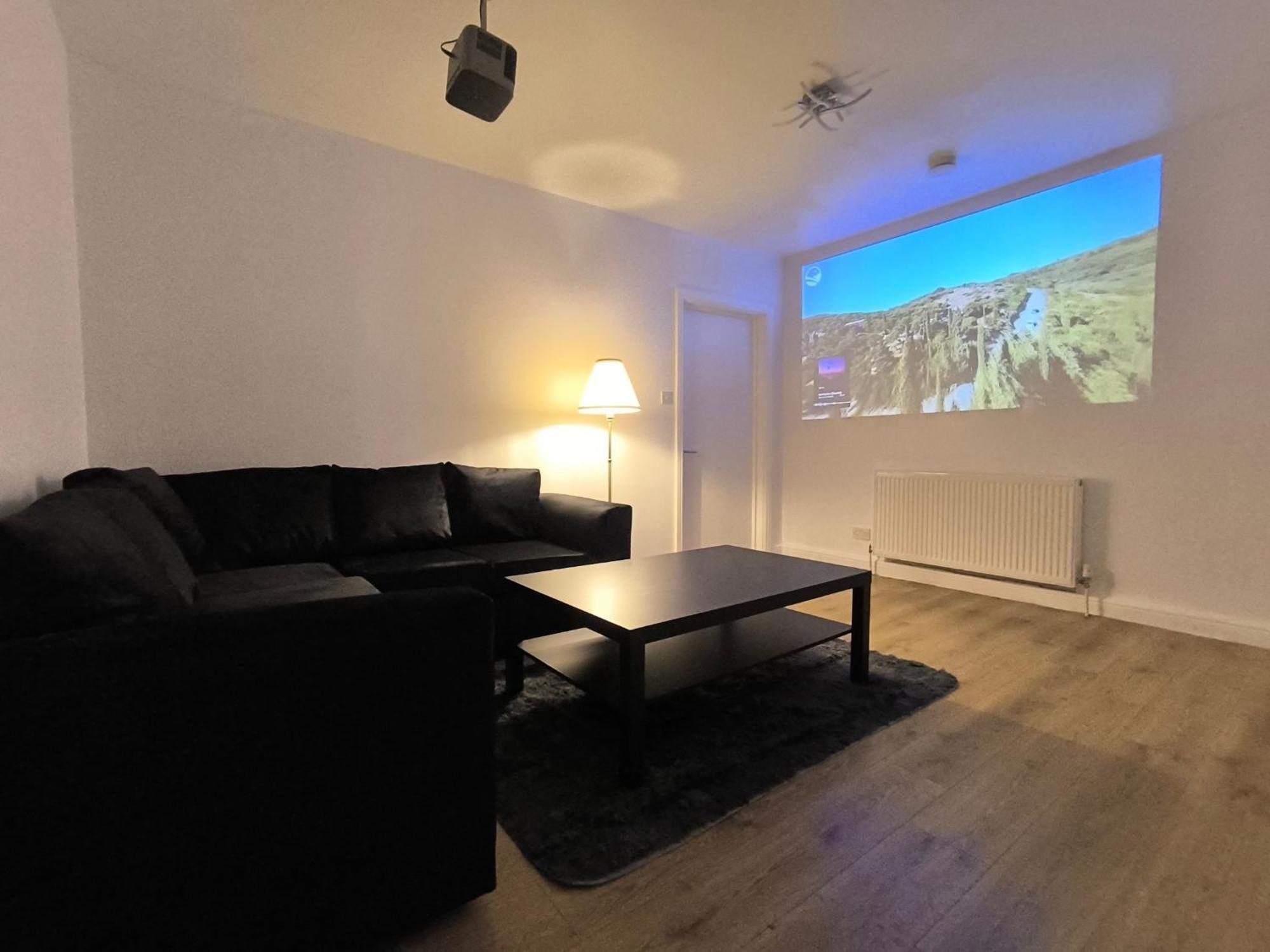 3 Persons Room, 1min Walk From South Wimbledon Station Pensionat *