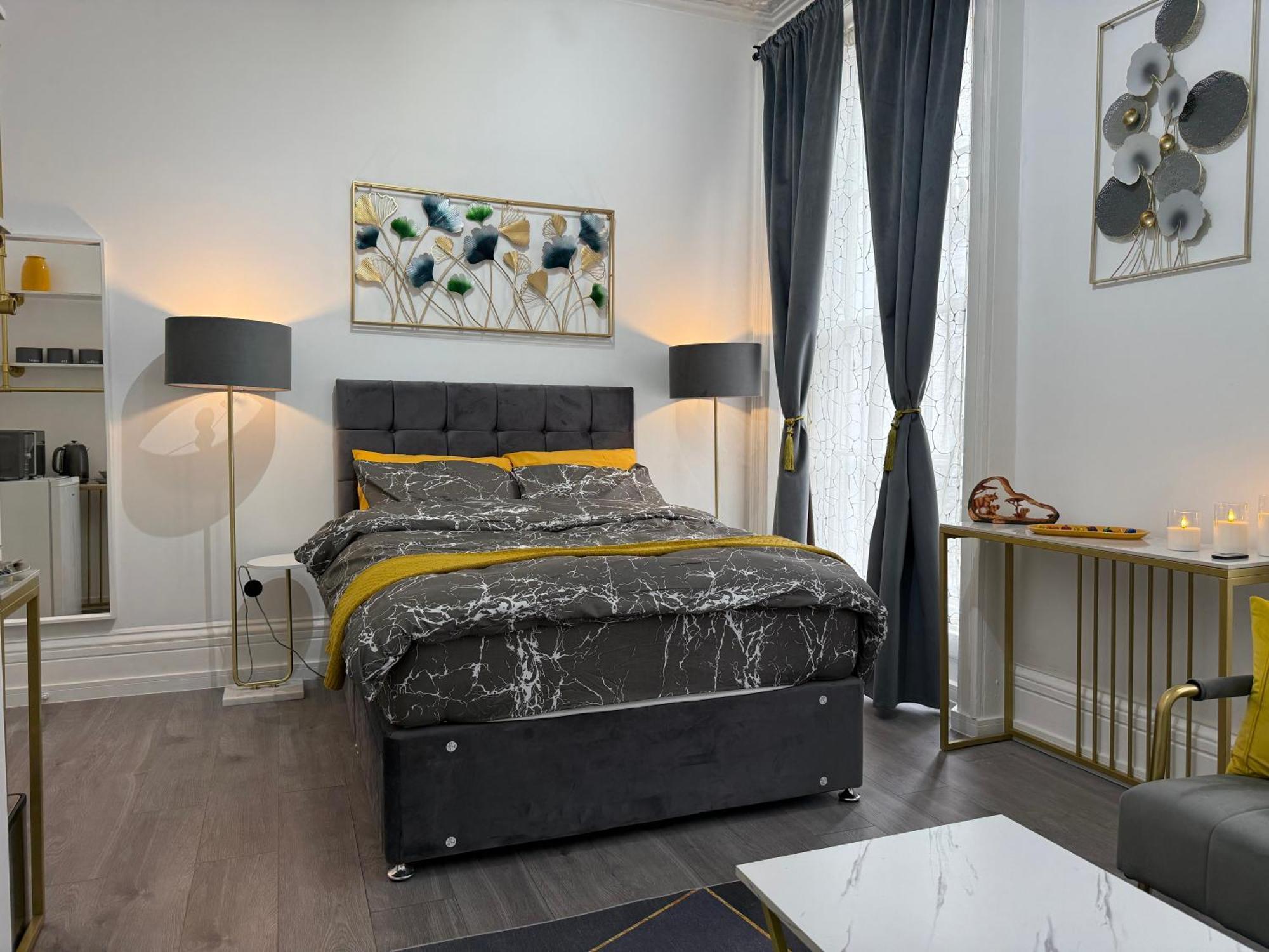 Luxury In Victoria, 7 Minutes Walk To Victoria Station, 6 Rum i privatbostad London