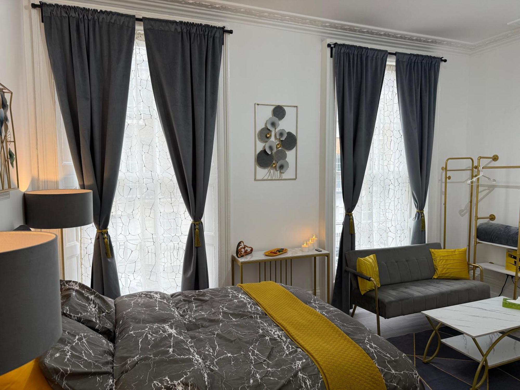 Luxury In Victoria, 7 Minutes Walk To Victoria Station, 6 Rum i privatbostad London