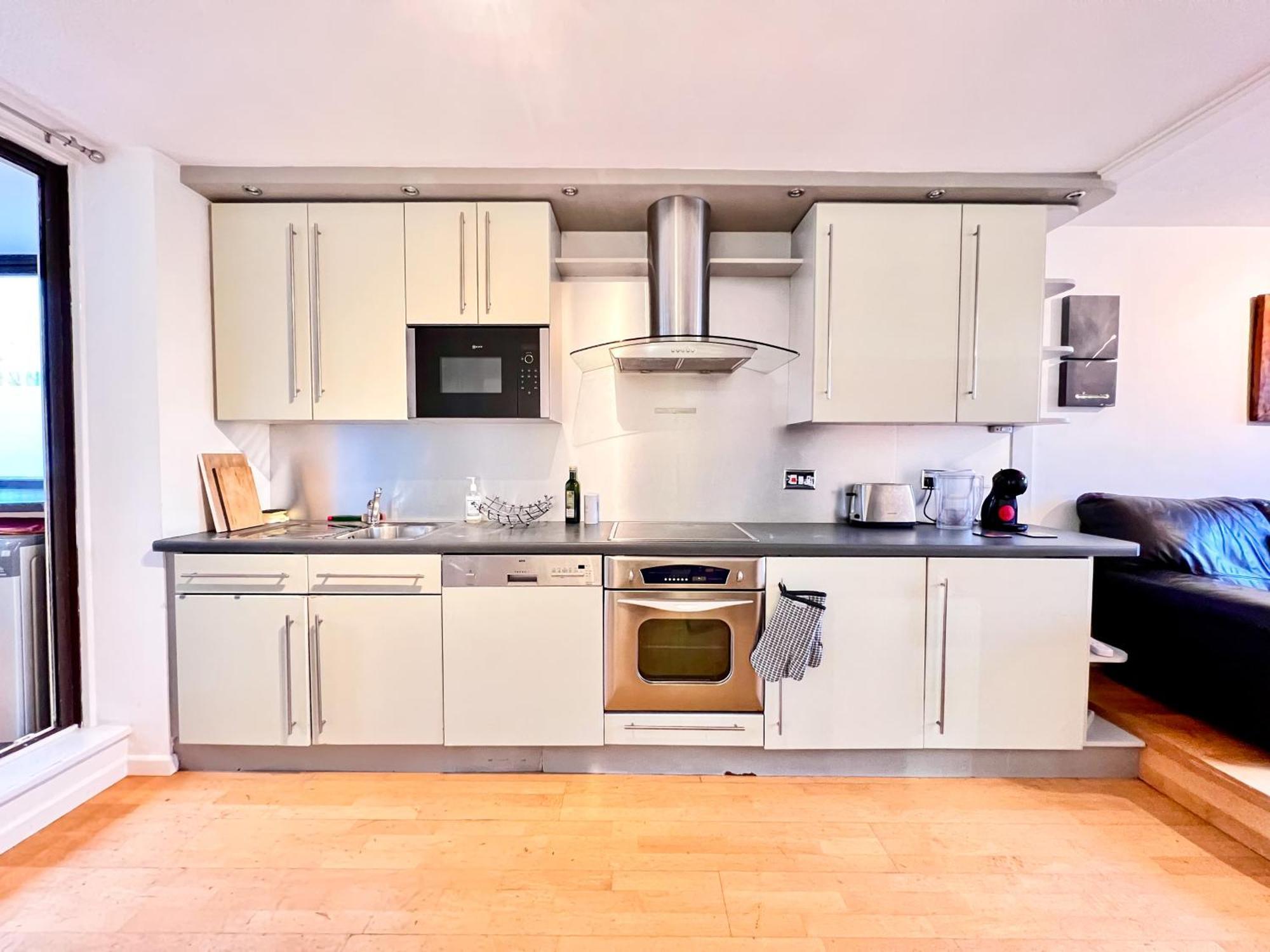 Aparthotel Great River Thames View Entire In The Most Central London