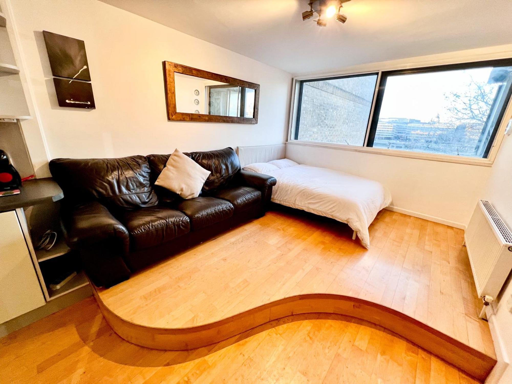 Aparthotel Great River Thames View Entire In The Most Central London