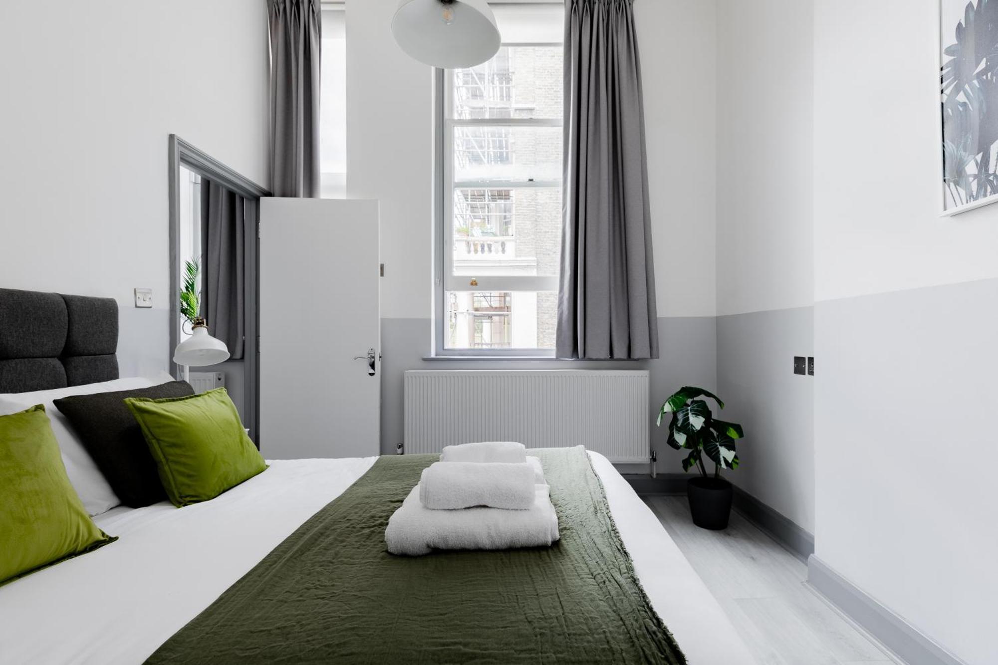 Apartment Modern Kensington London