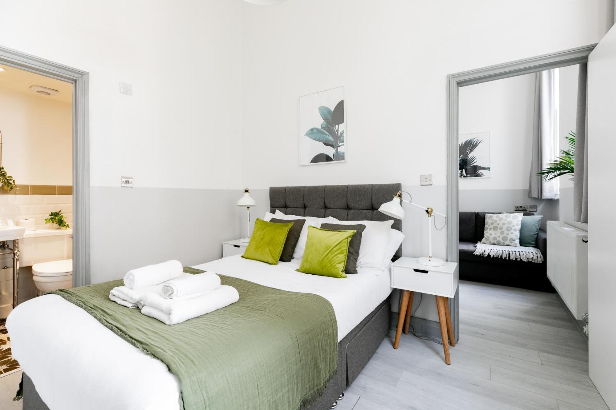 Apartment Modern Kensington London