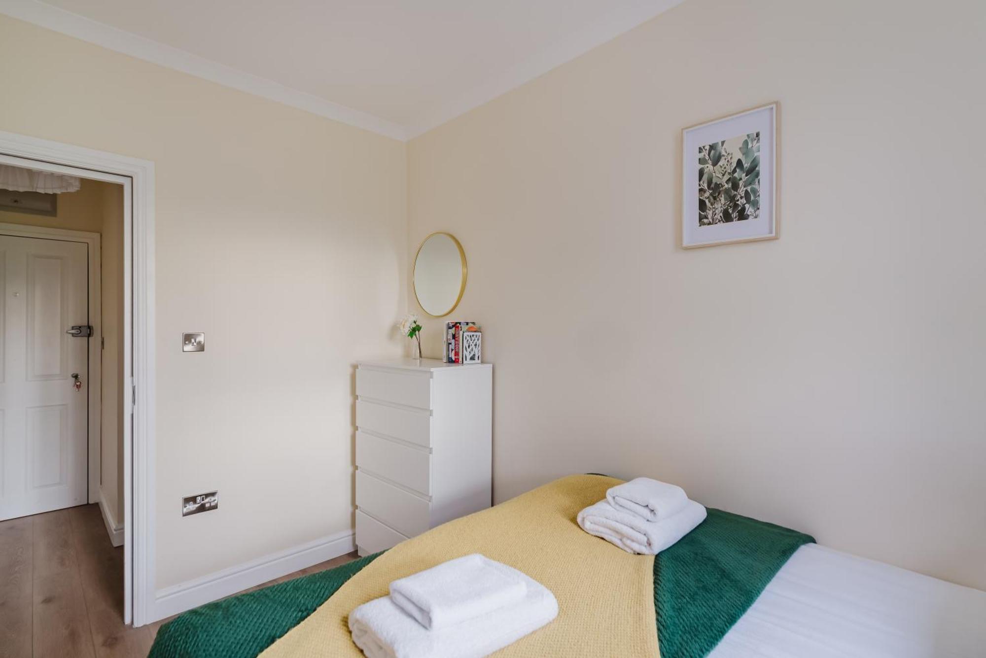 Modern Cosy Corner Flat - 2 Bed Close To 2x Tube Stations Lejlighed *