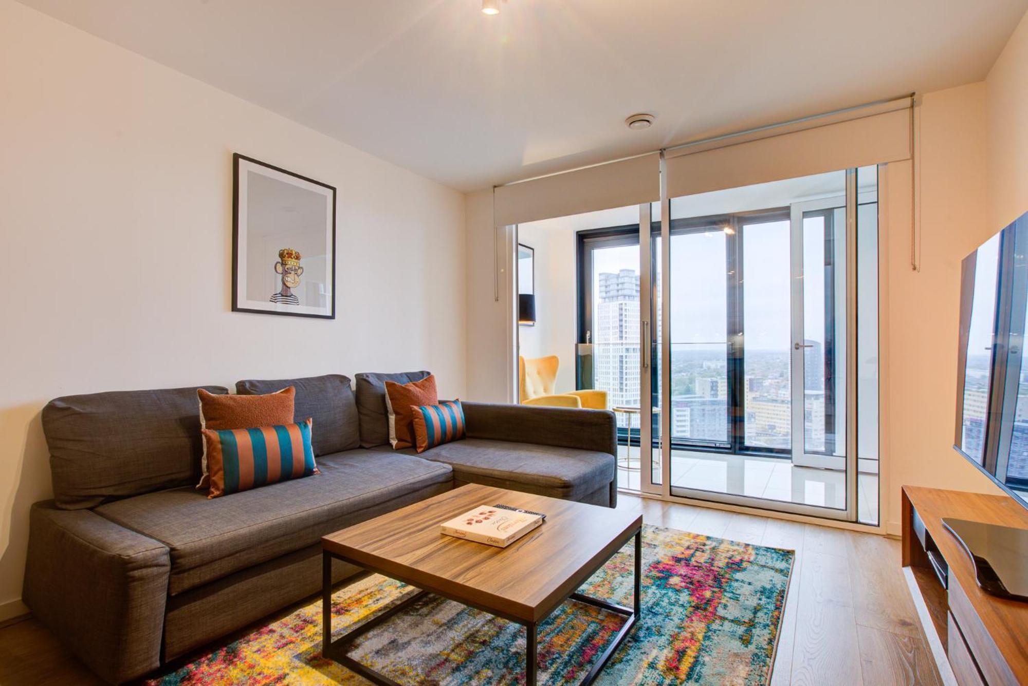 Apes Tower 3 By Artsy Apartment *