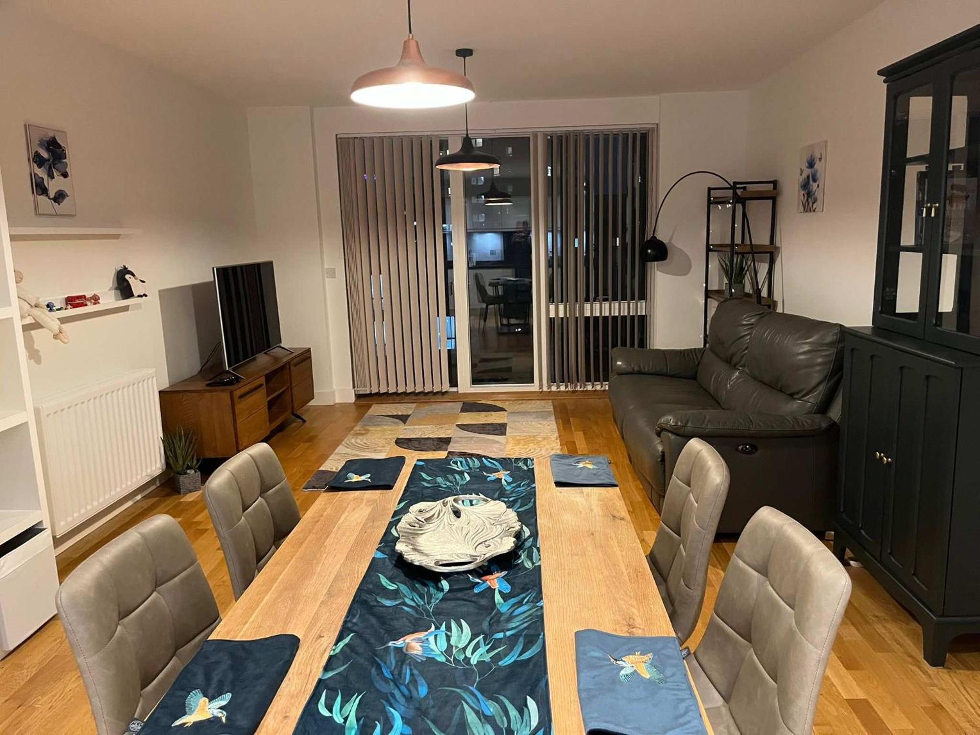 Apartment Bright And Comfy 3 Bed *