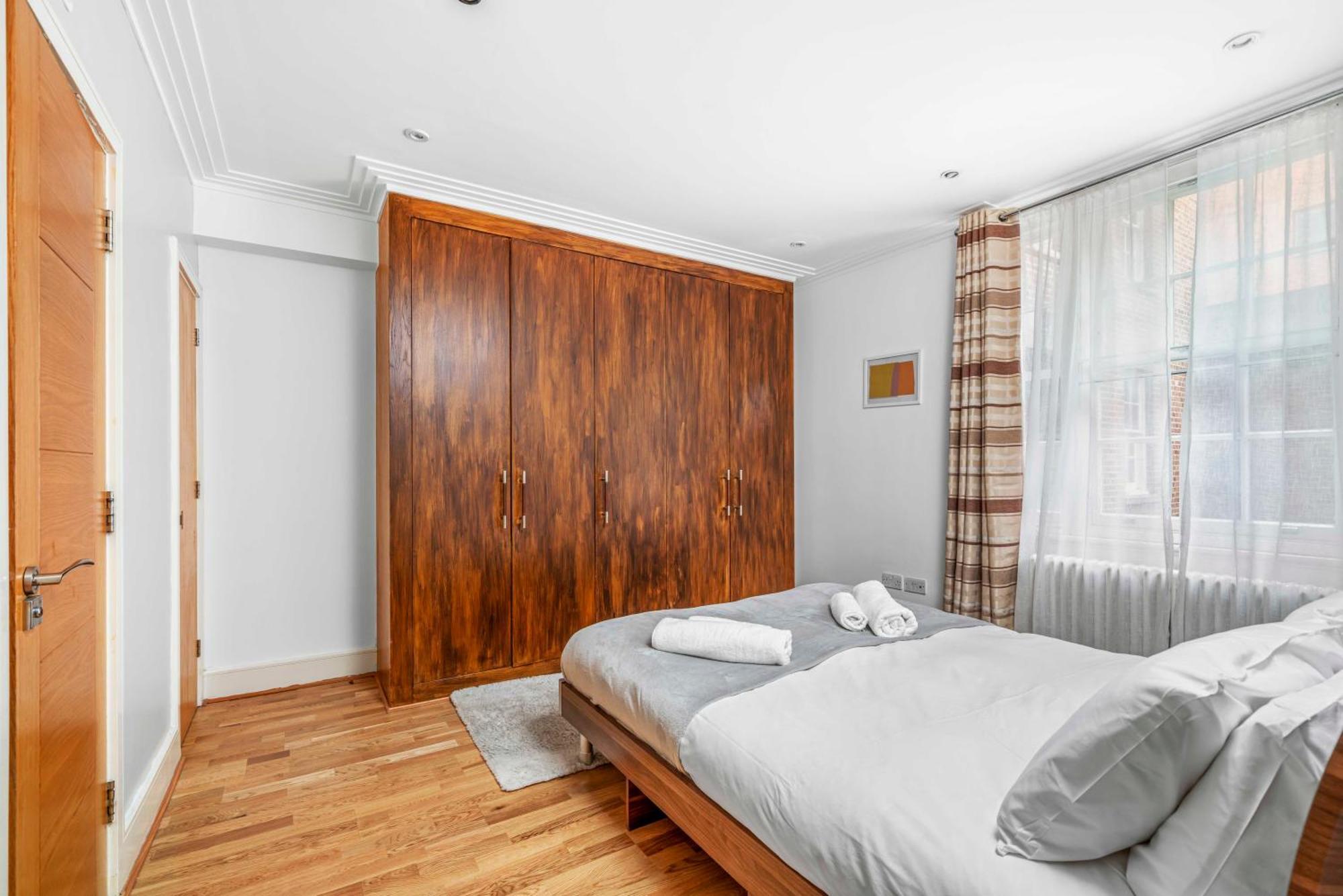 Apartment Modern 1 Bedroom Flat