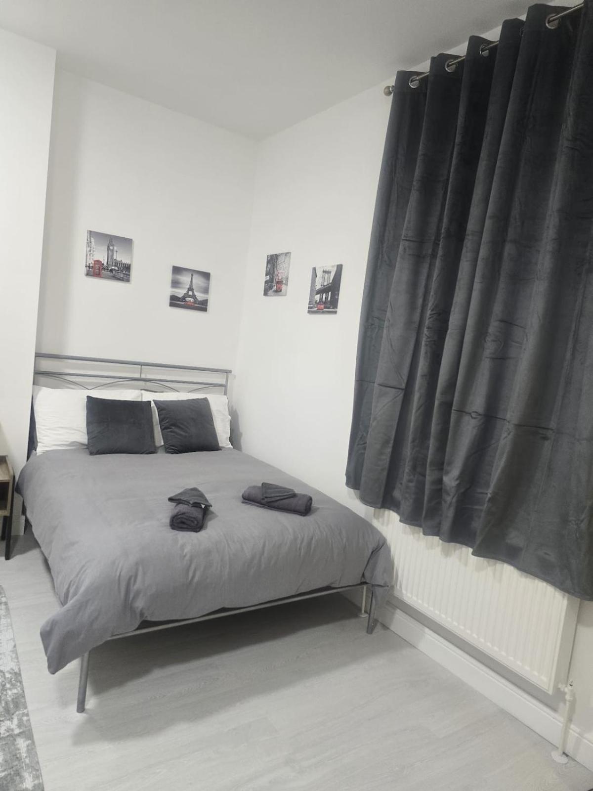 Funky Flat Nr Apartment *