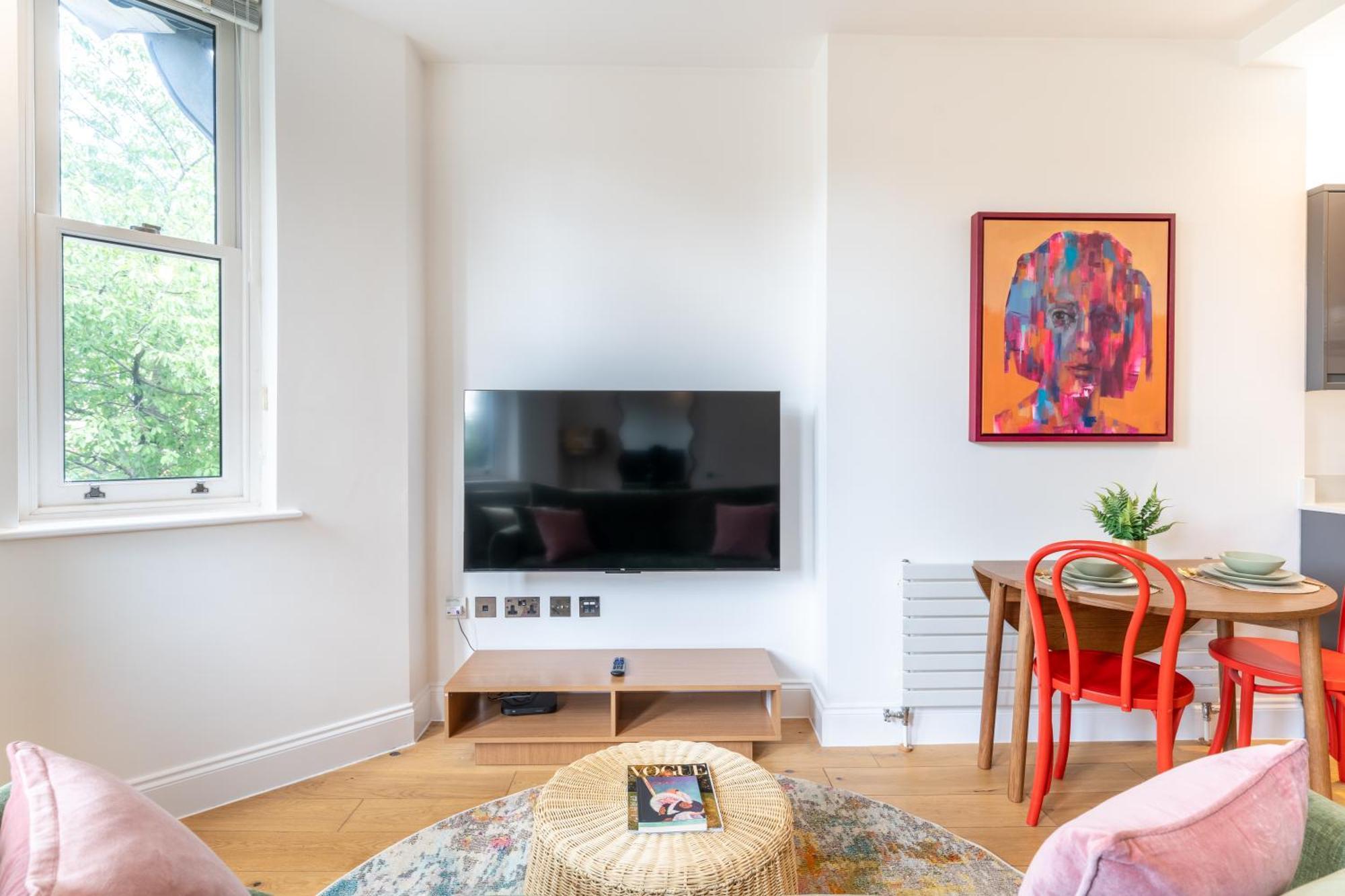 Boho B Kenny By Artsy Apartment London