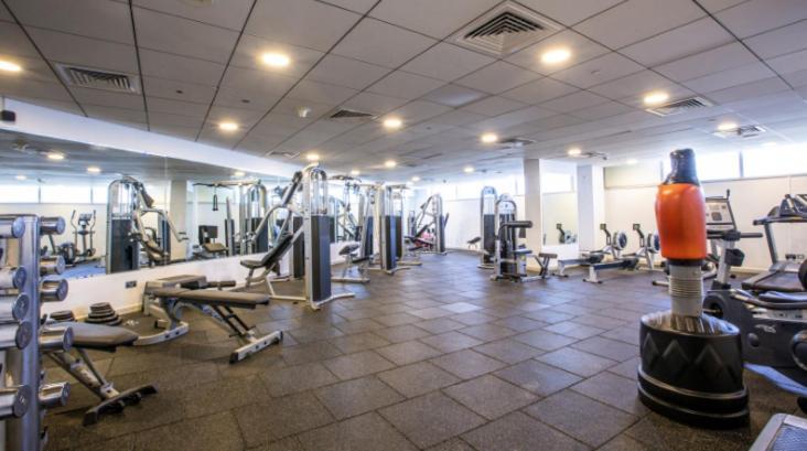18th Floor Luxury 2 Bedroom, 2 Bathroom Sky View With Rooftop Access & Gym! Unbeatable Experience & Extreme Value! London