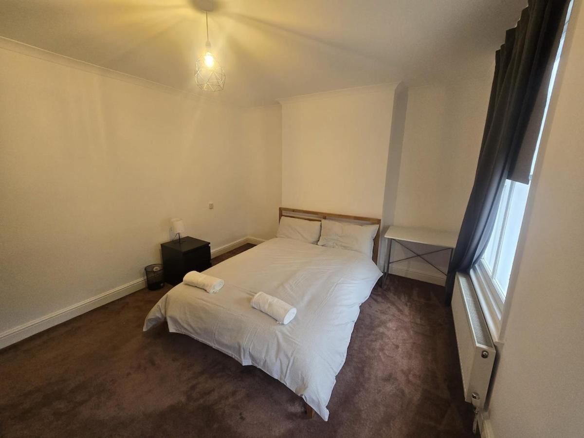 Brixton 5 Bedroom Wonder Hébergement de vacances Londres