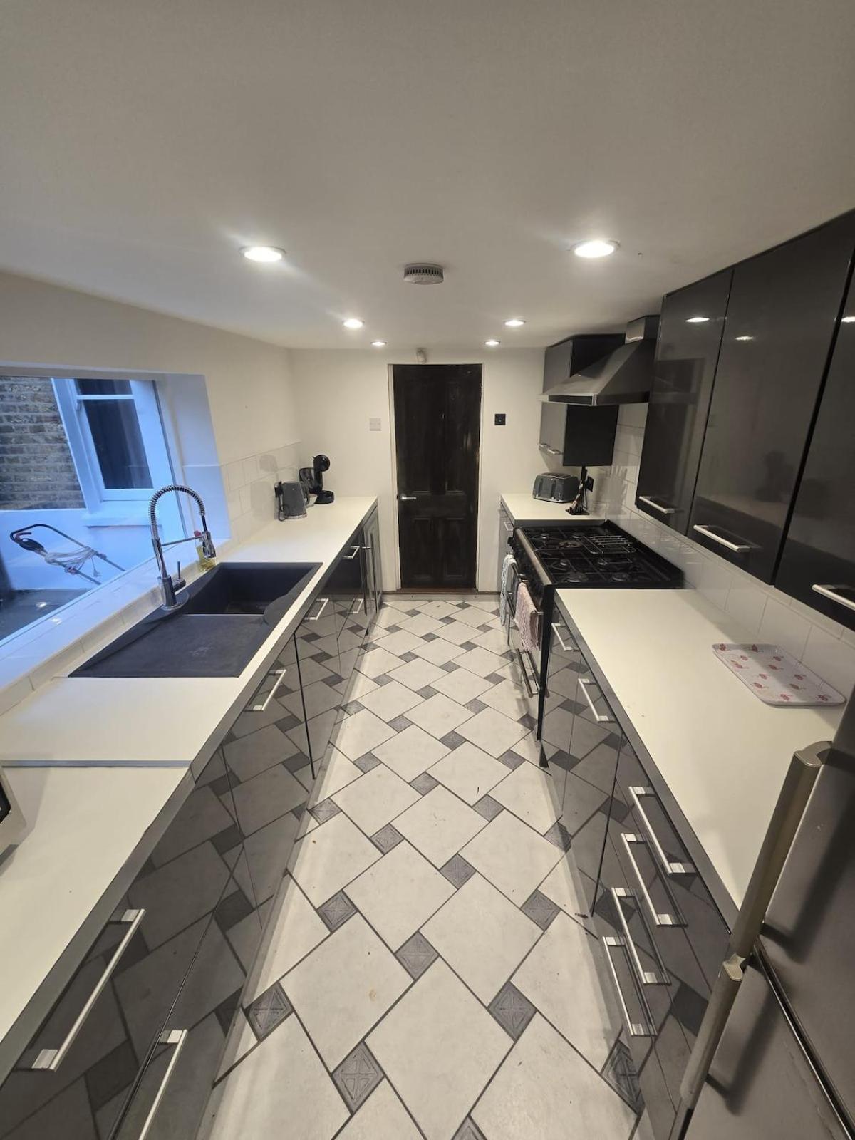Hébergement de vacances Brixton 5 Bedroom Wonder *