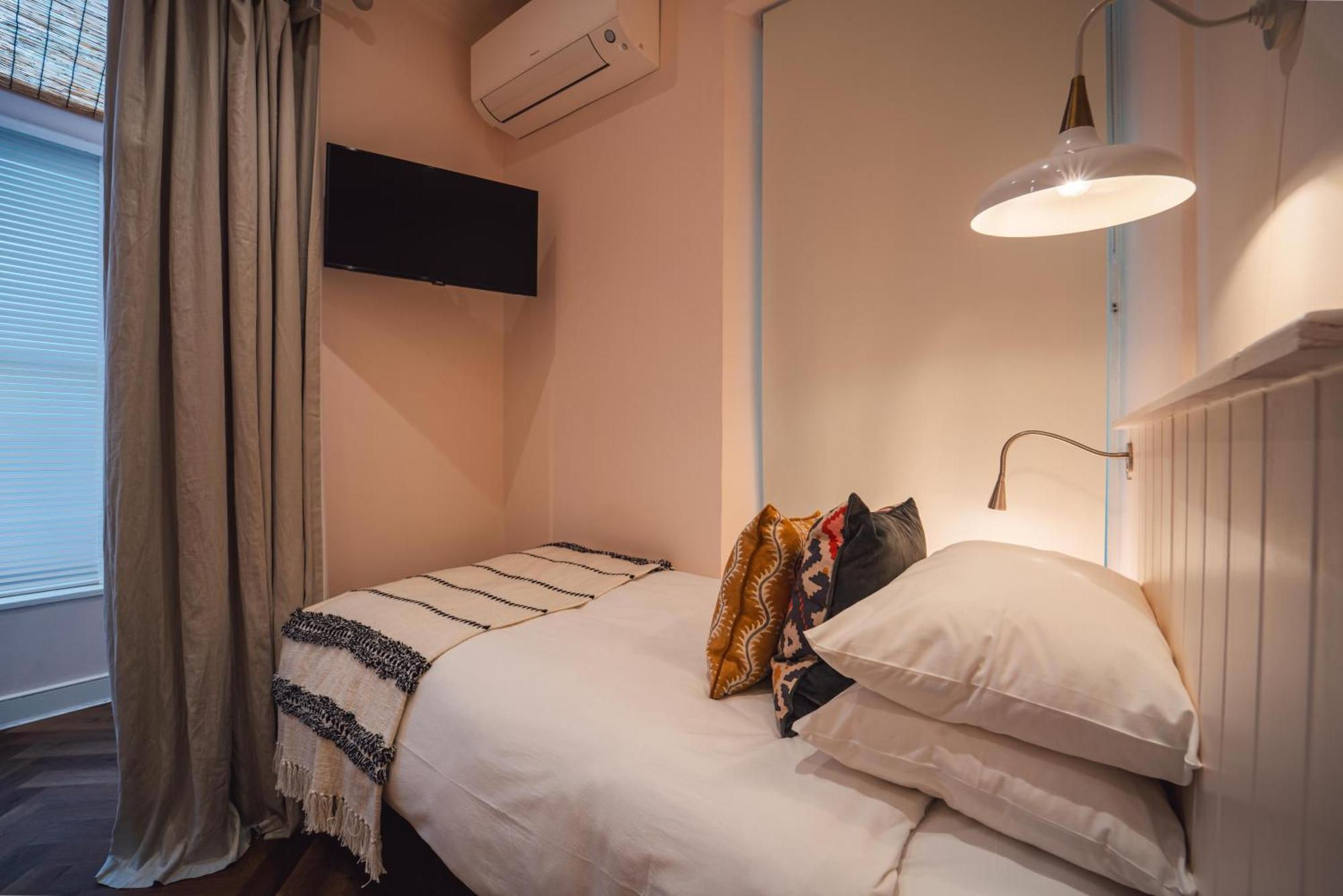Twenty Nevern Square Hotel
