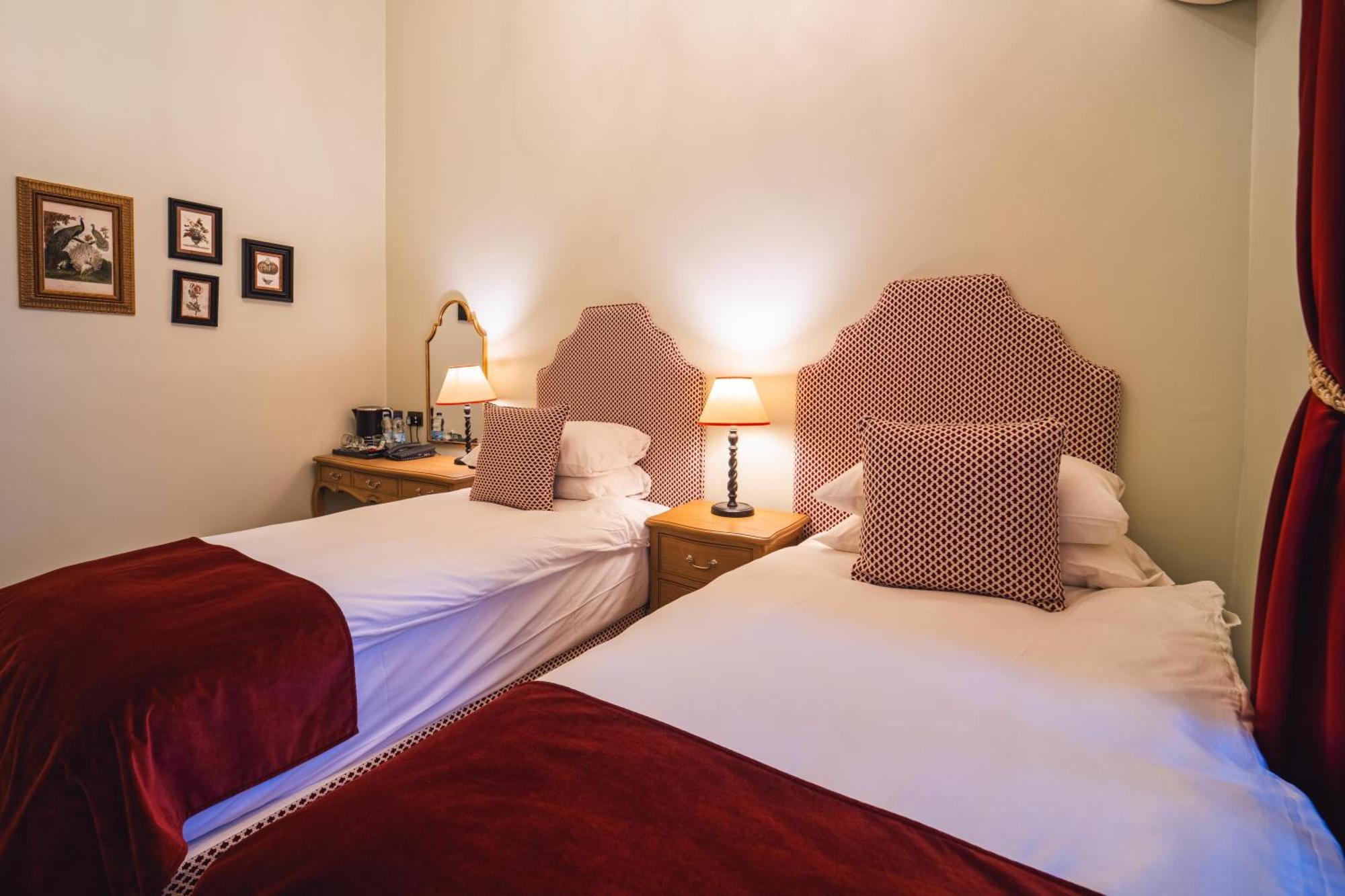 Twenty Nevern Square 4* London