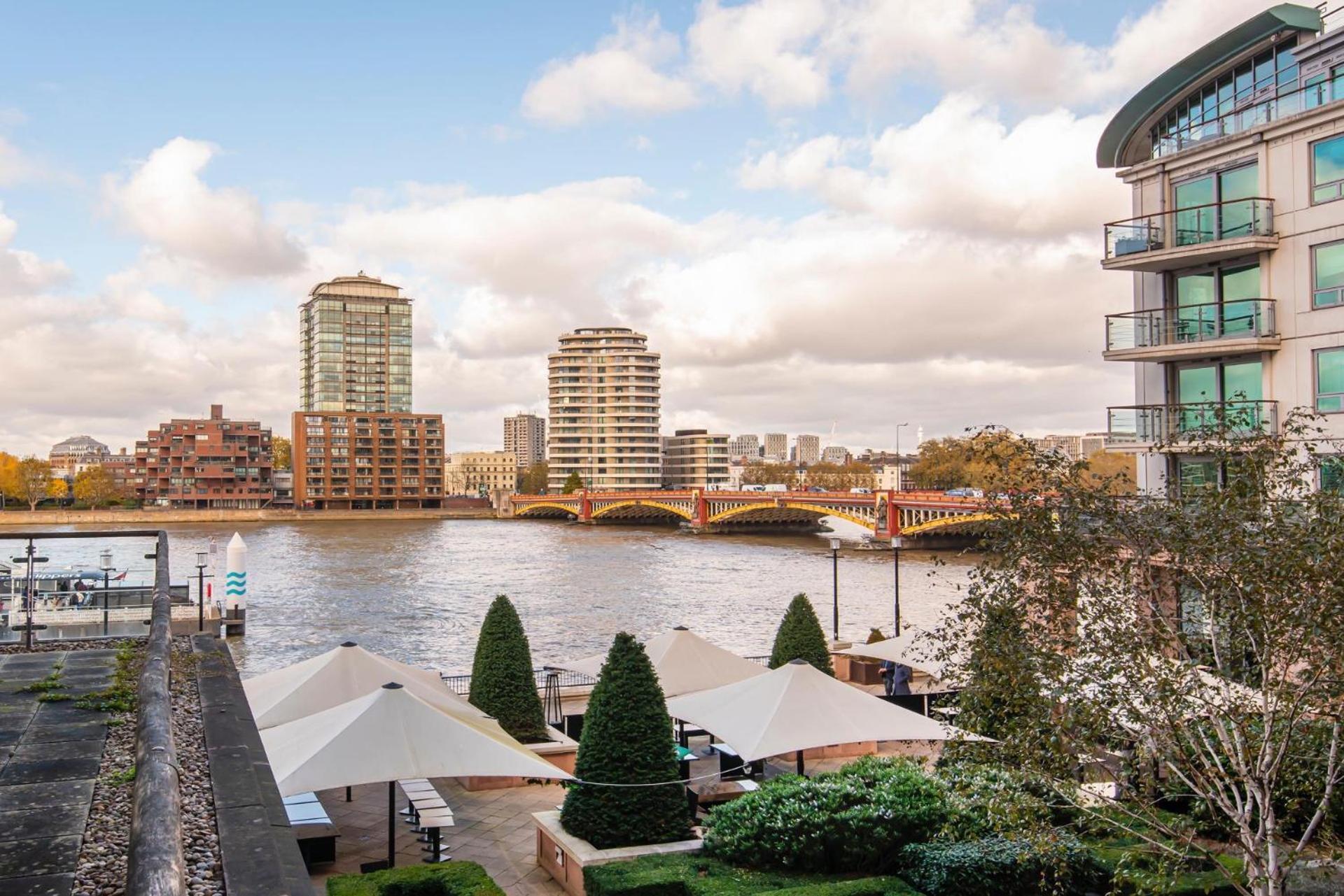 2 Bed With Large Terrace *