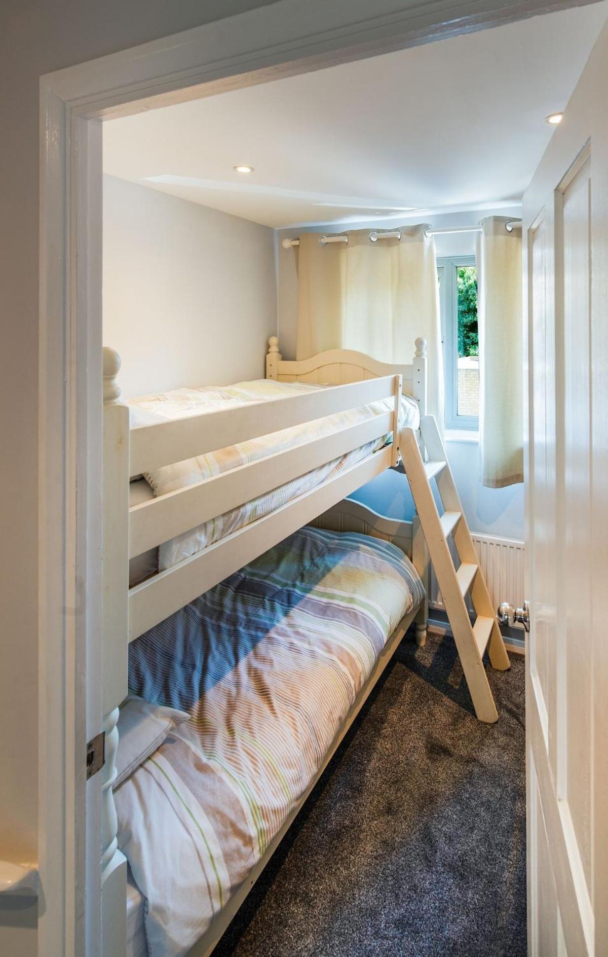 Semesterbostad Great Large 4bed House Near Tube Sleeps 7 -perfect For London