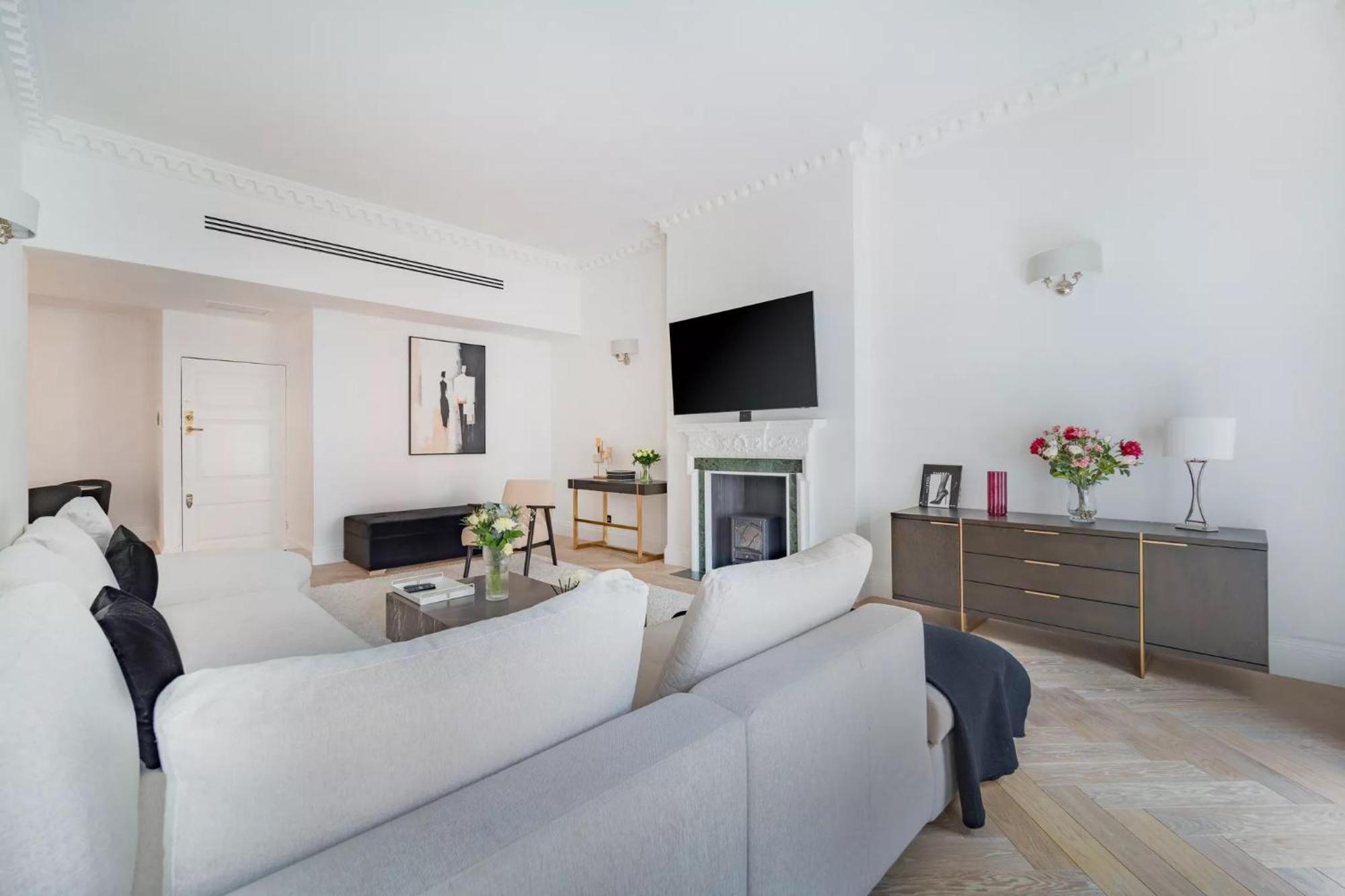 Heart Of Mayfair Apartment