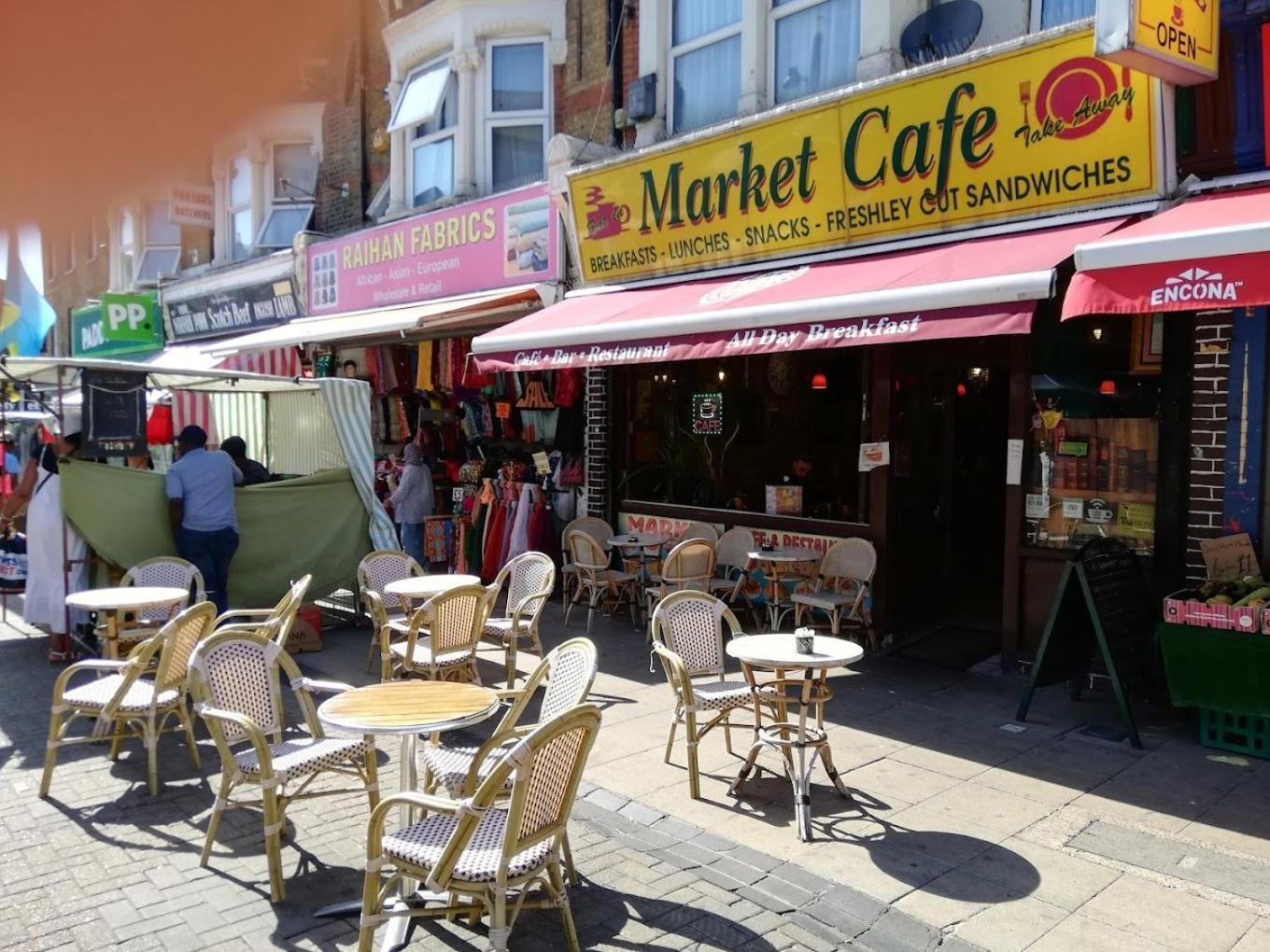 Walthamstow - - Sleeps 3 - Streetparking * London