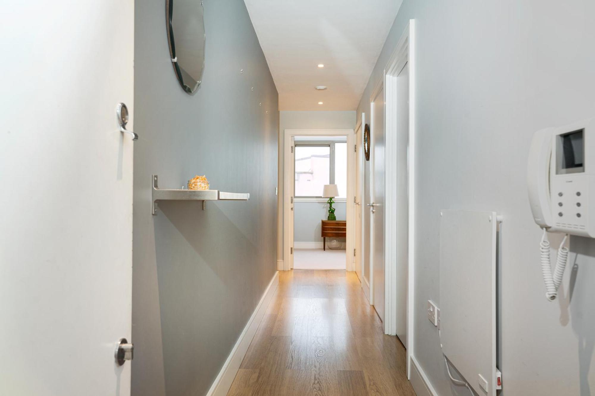 Appartement Bridge Escape - 2 Bed 2 Bath Near Landmarks Londres