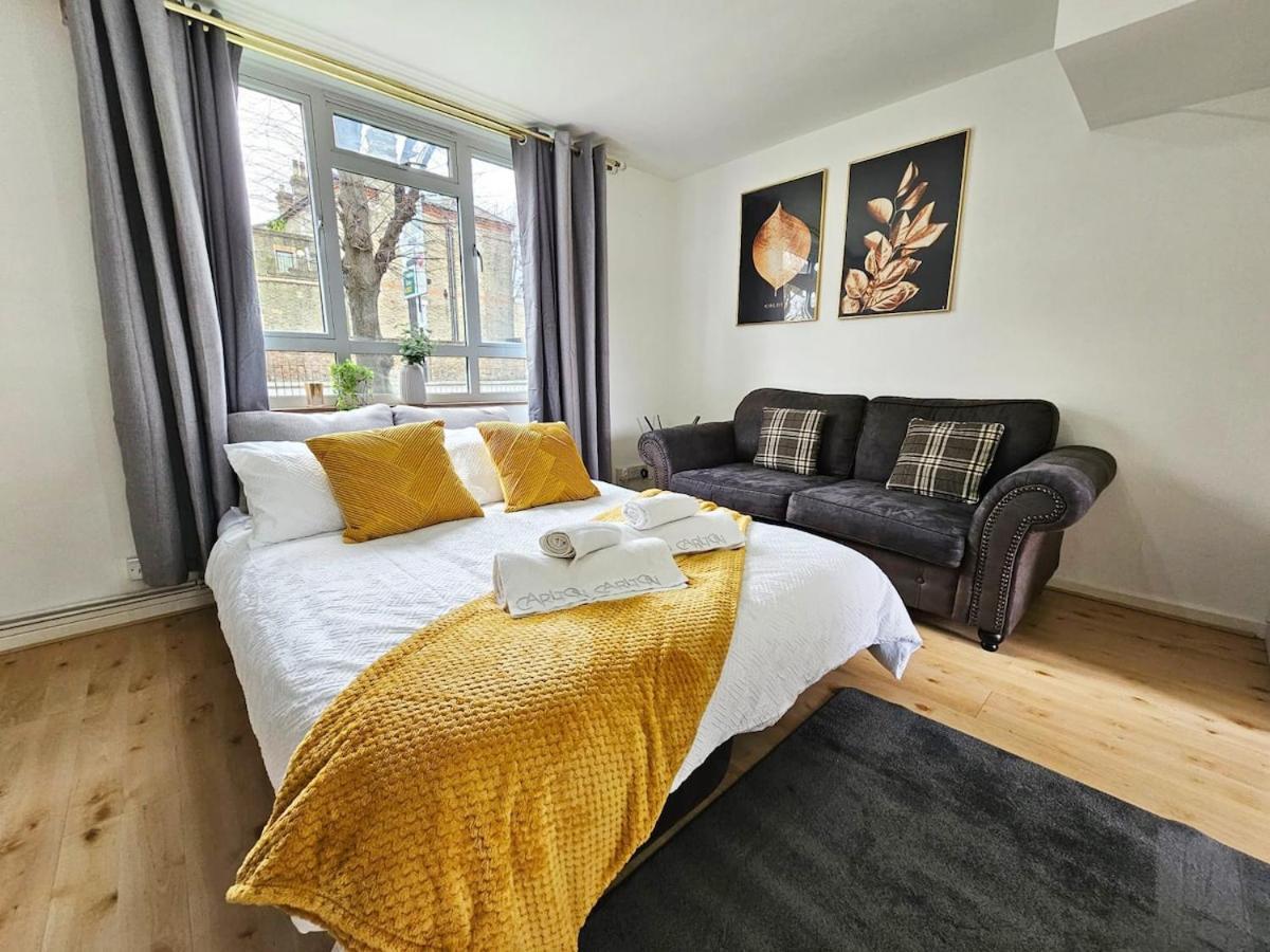 Golden Maisonette Next To Camden Town With Private Parking Apartment