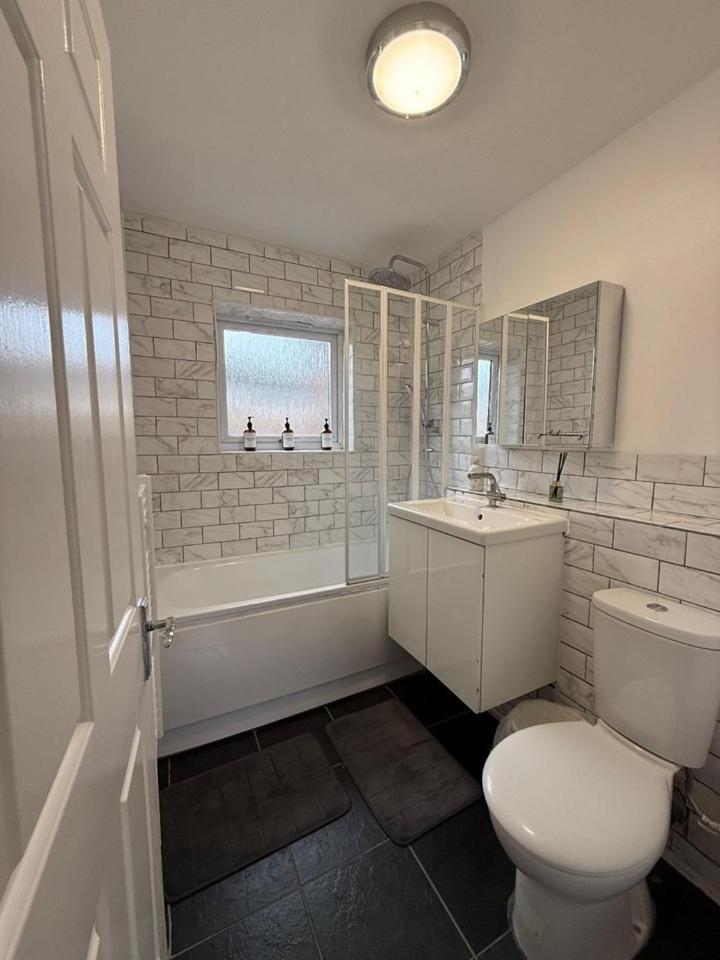 Ferienhaus 3bed House In Canary Wharf With Parking London