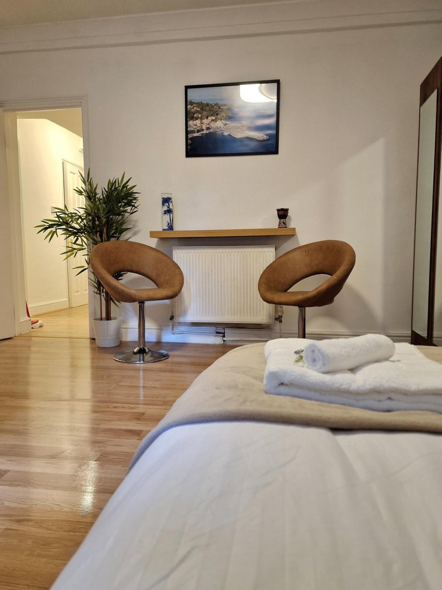 Charming 2 Bedrooms Flat For 6 In King's Cross * London