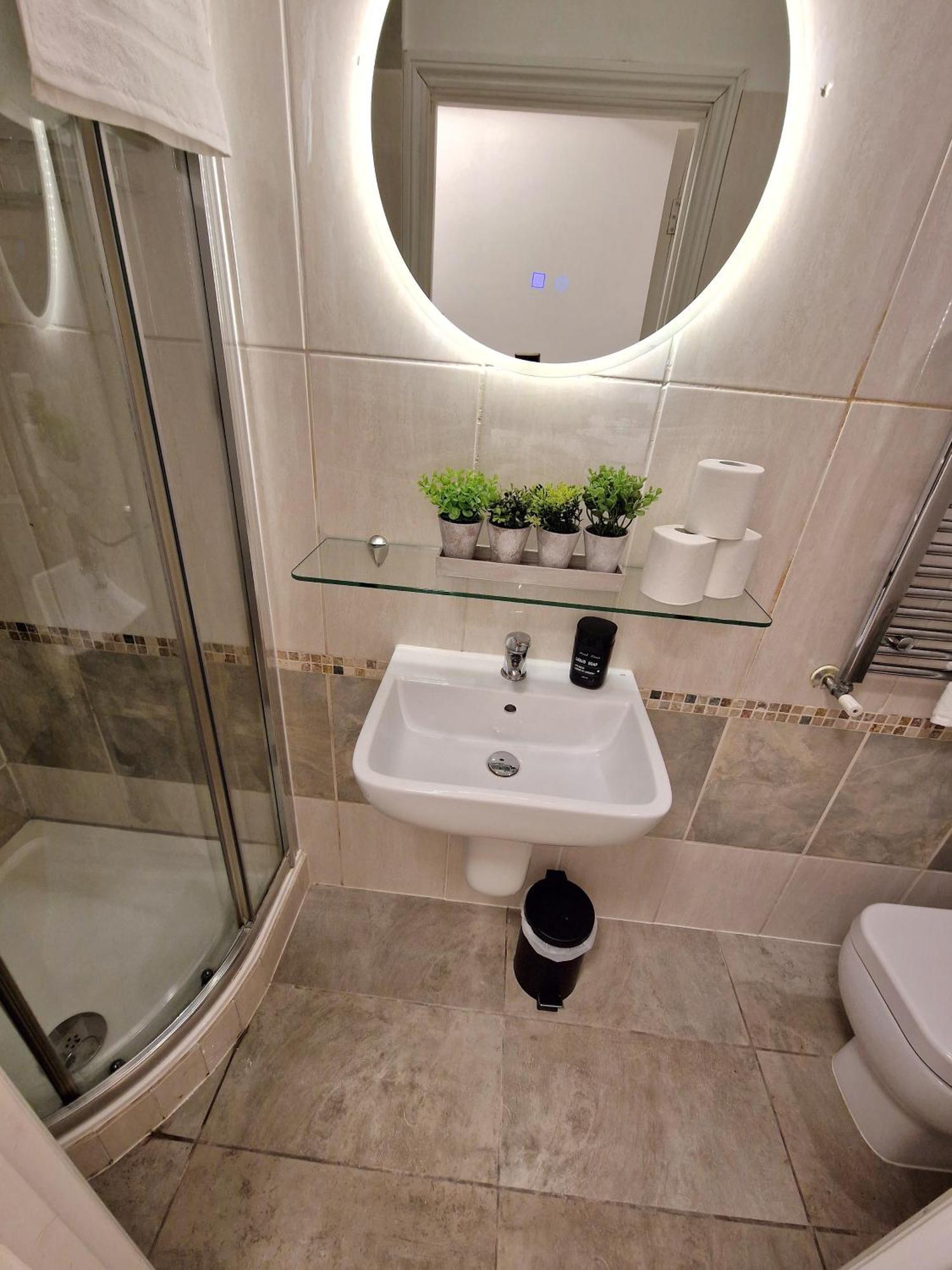 Leilighet Charming 2 Bedrooms Flat For 6 In King's Cross London