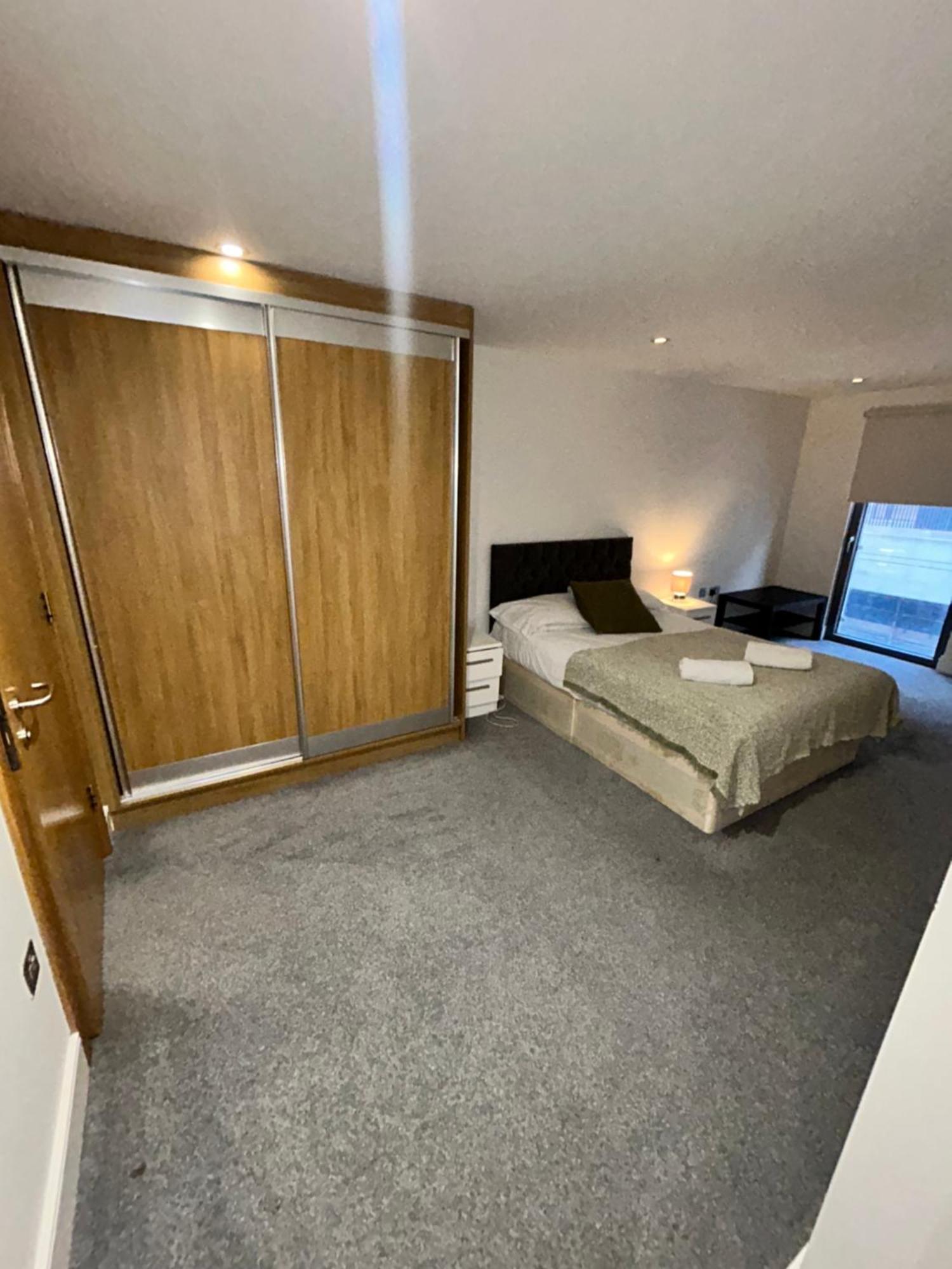 Bright And Modern 3 Bed Hyde Park Appartamento