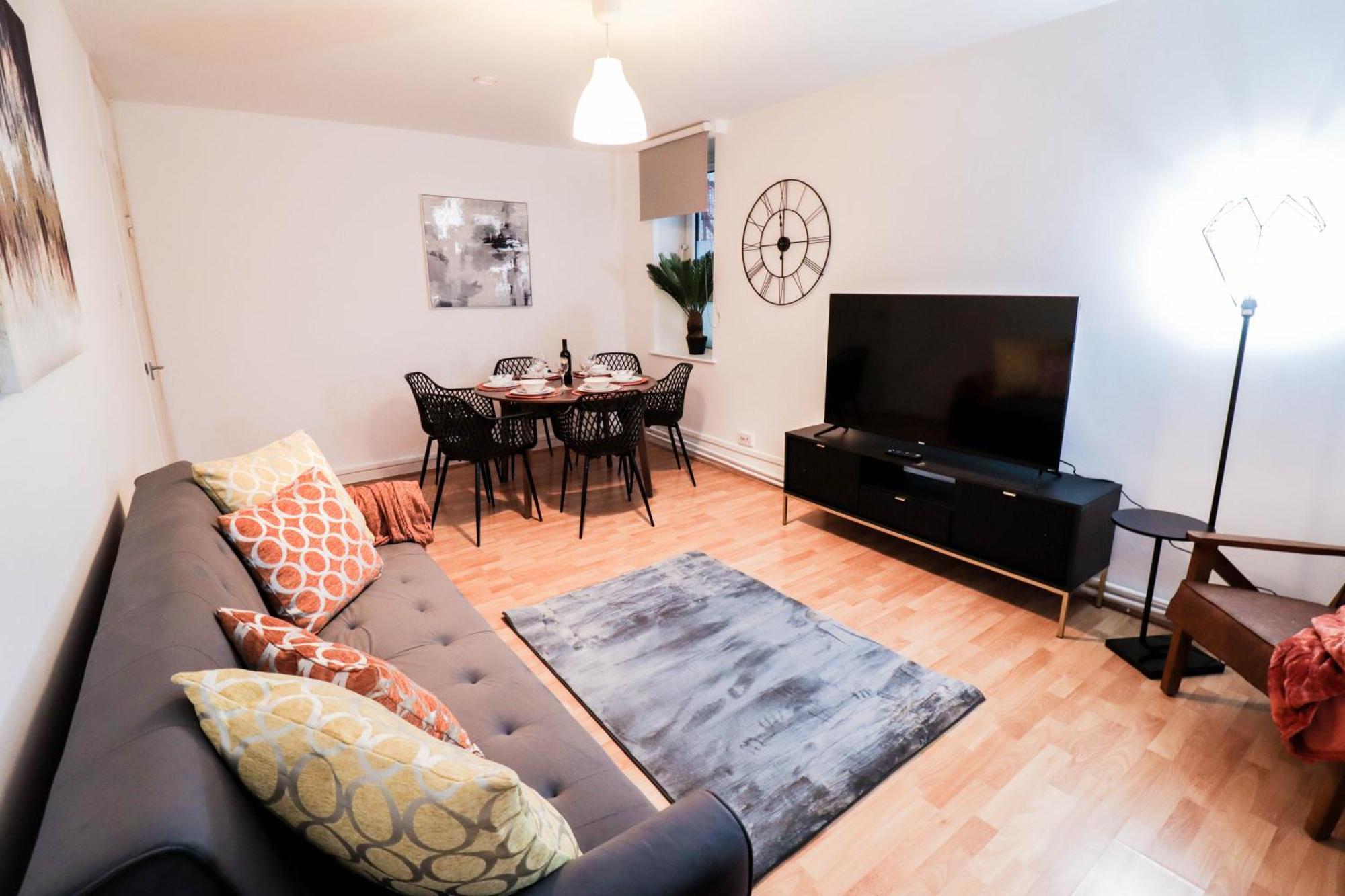 Beautifully Presented 3 Bed Hampstead Lägenhet