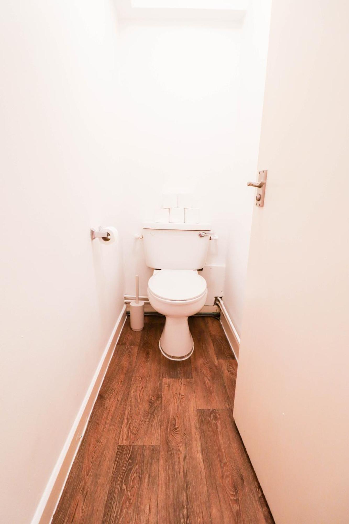 Beautifully Presented 3 Bed Hampstead Lägenhet *