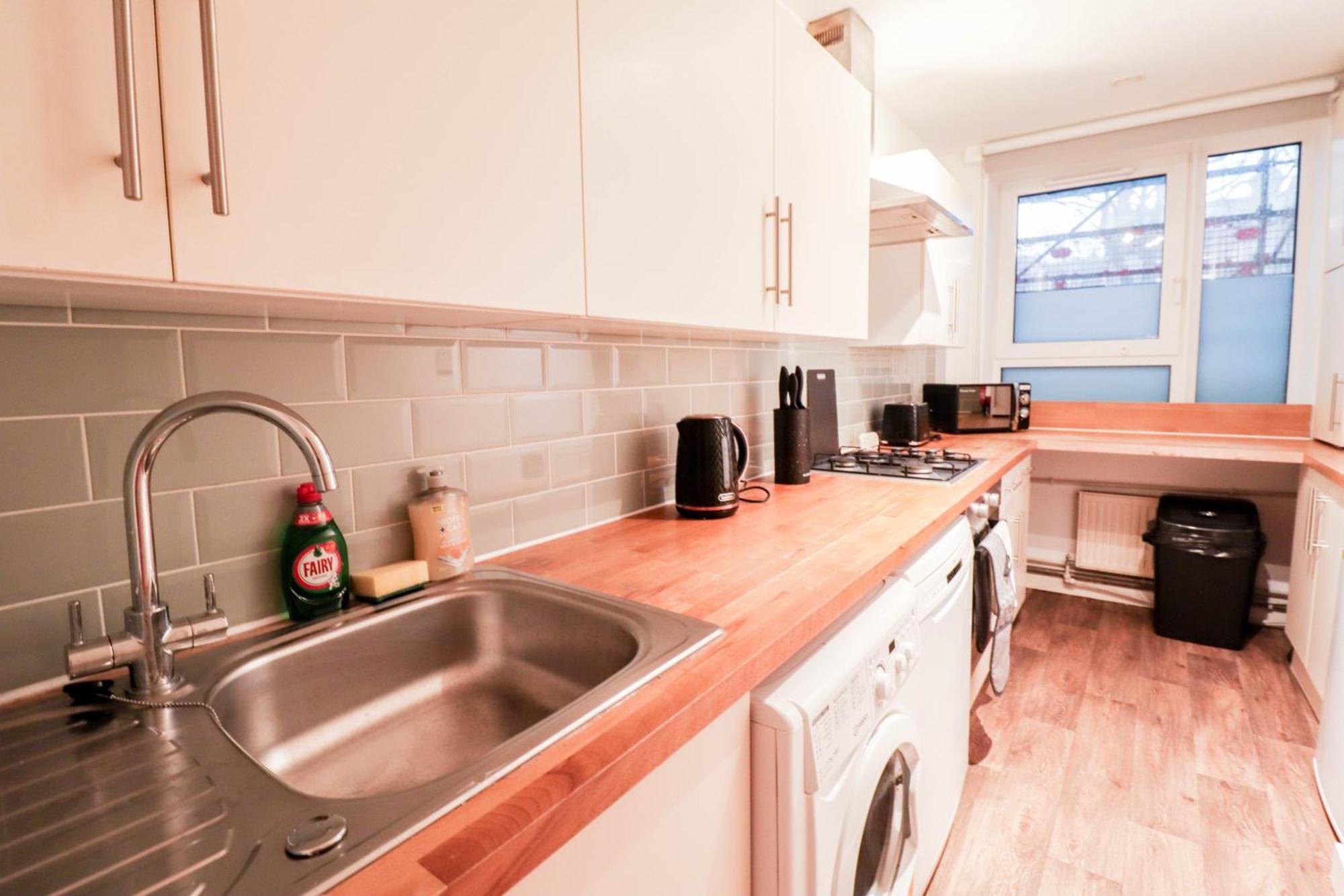 Beautifully Presented 3 Bed Hampstead Lägenhet