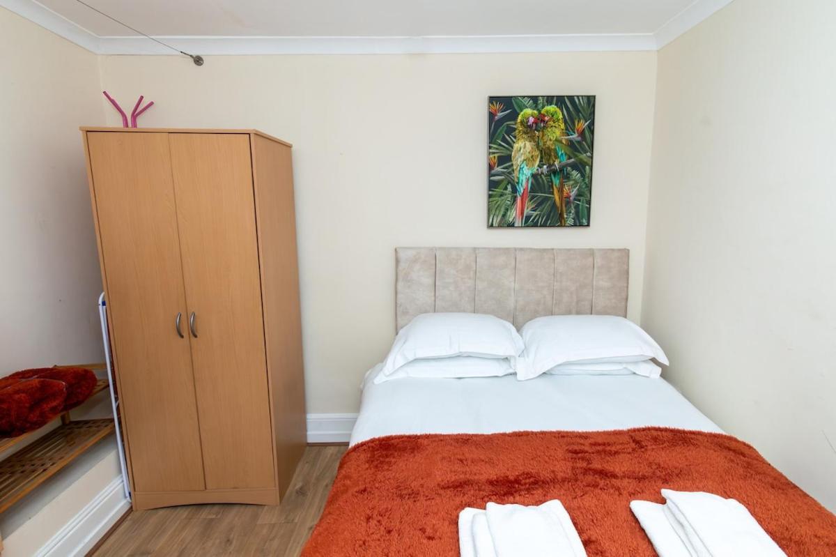 Tranquil 2br In Hackney * London