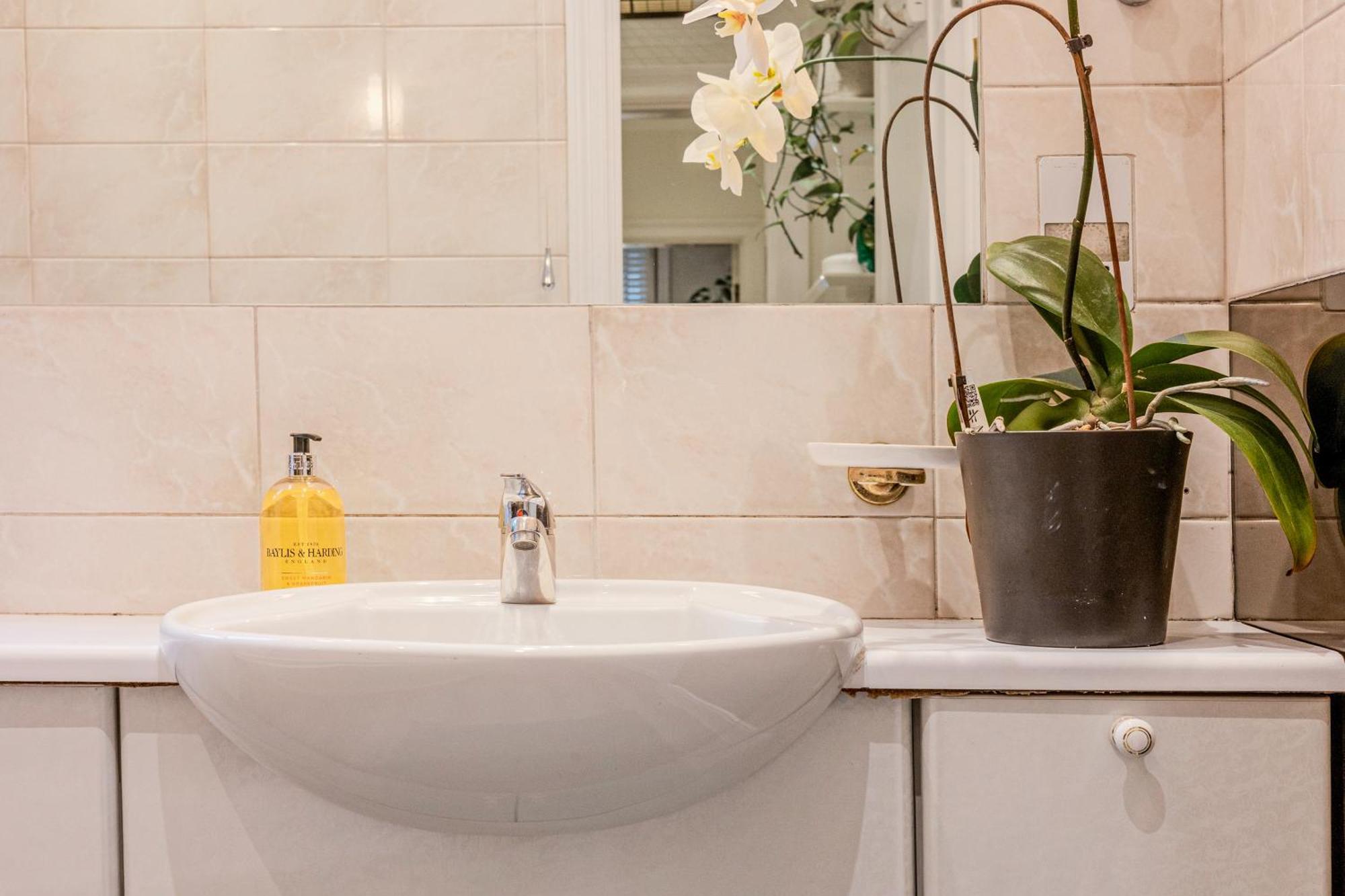& Bright 1br Flat, 5 Min Oxford Circus St Lejlighed