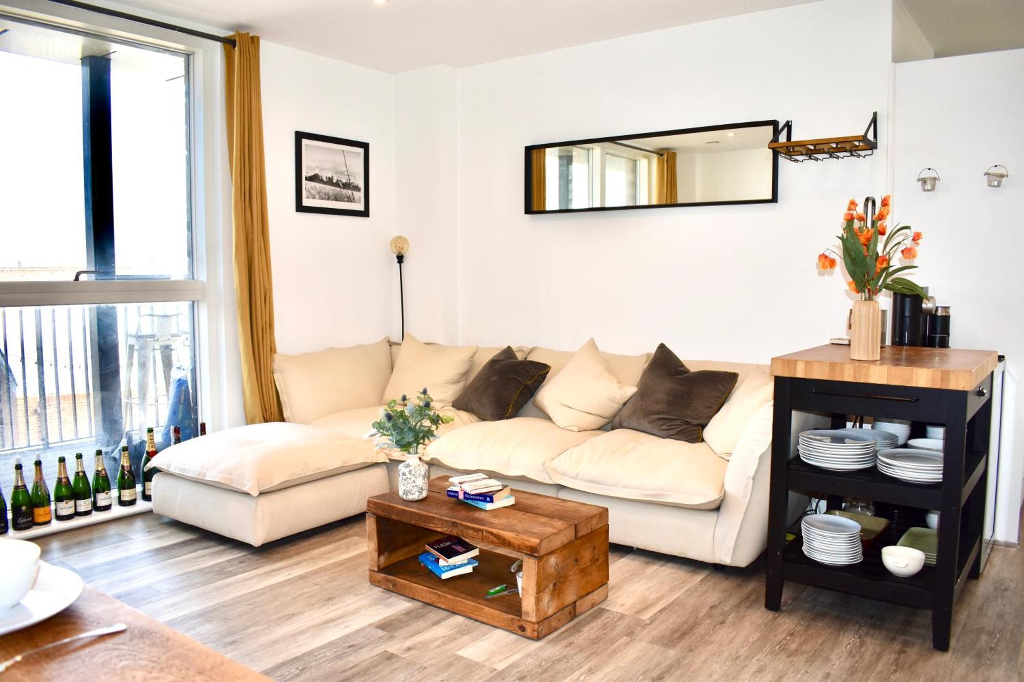 Balcony High End 2-bed Flat In Camberwell For 6 Lägenhet London