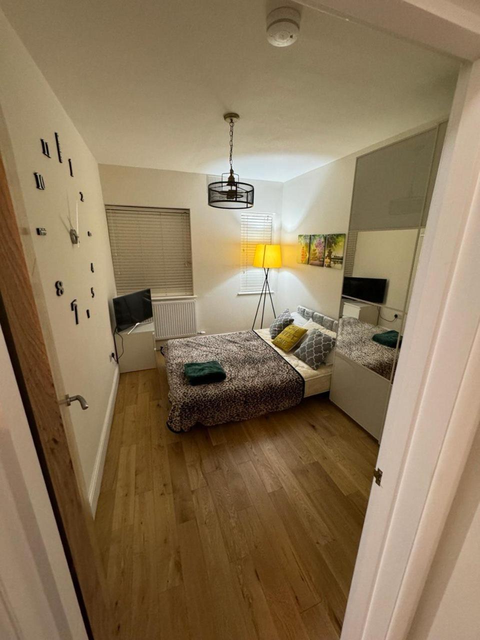 Homestay Elevateyourstays In Finchley *