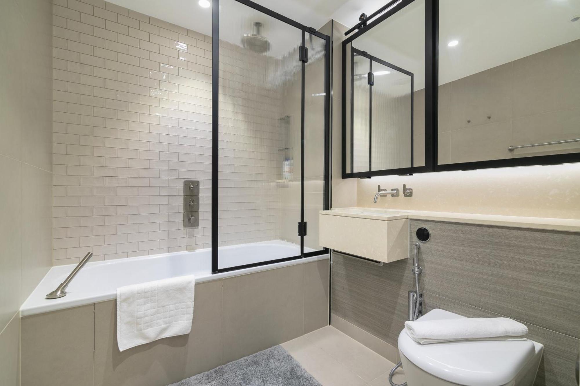 Lejlighed Battersea Power Station 2-bed Flat *