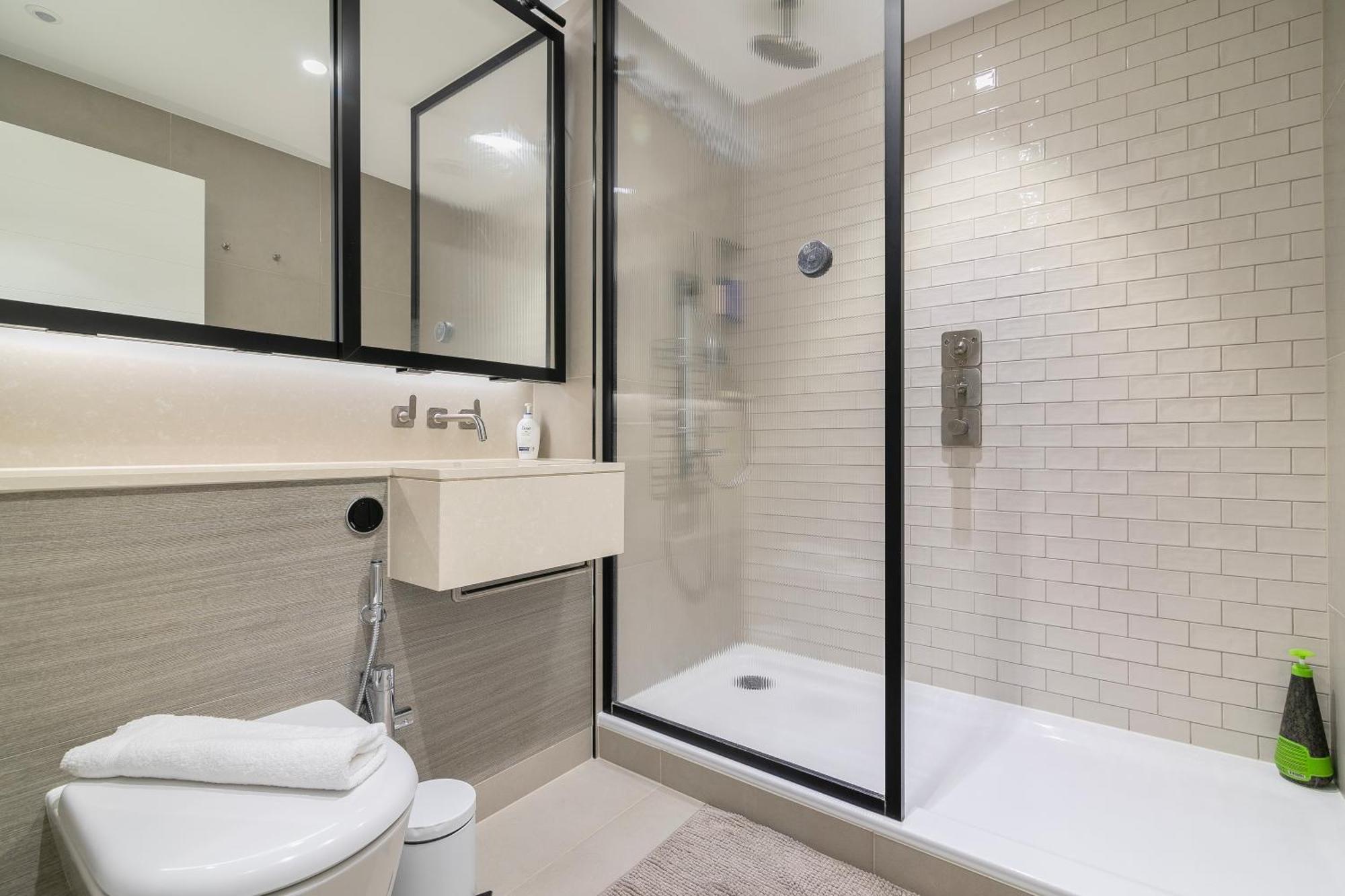 Lejlighed Battersea Power Station 2-bed Flat