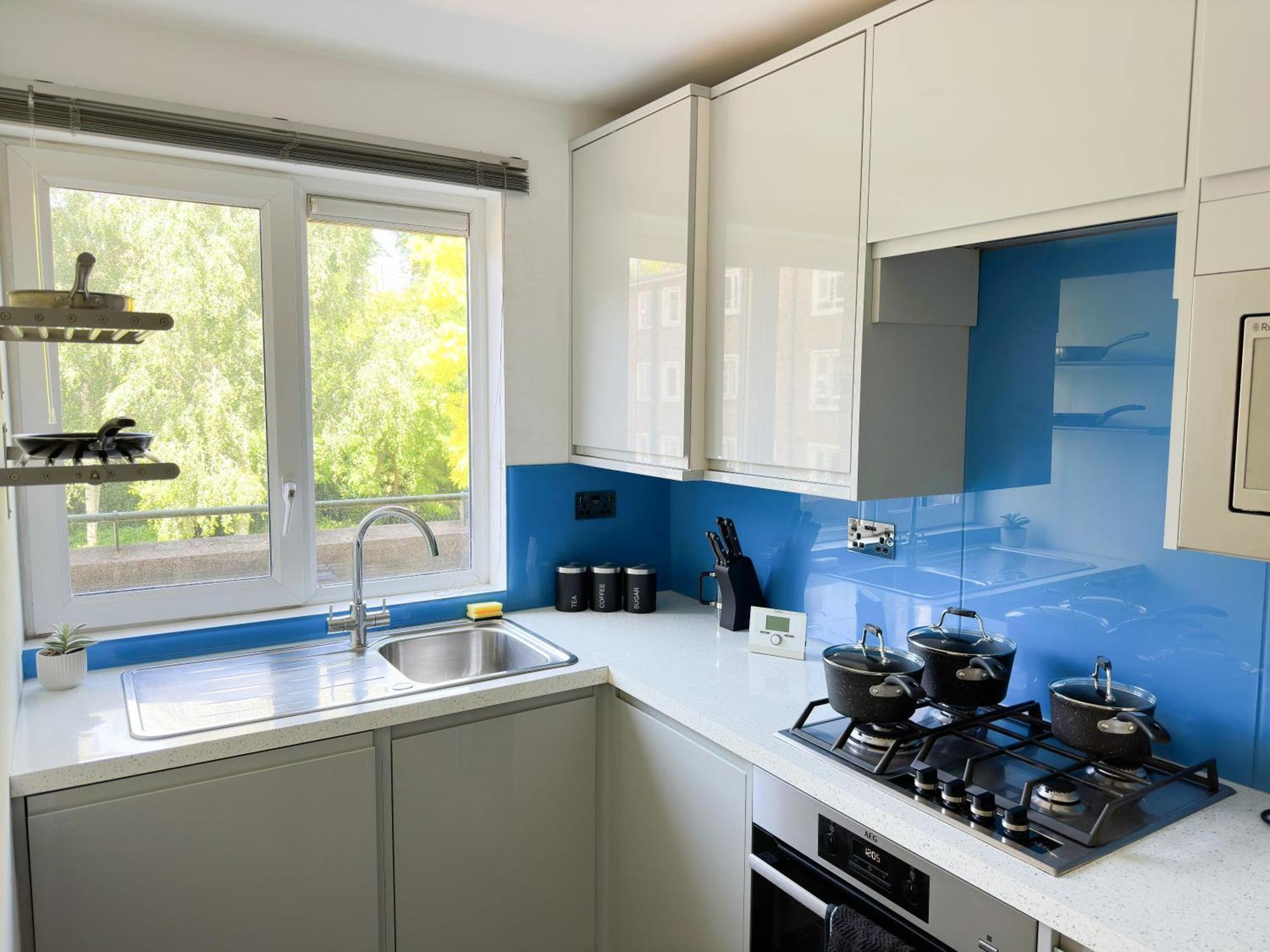 Cozy 2-bedroom Flat With Private Balcony Near Islington Station, Canonbury Appartement *