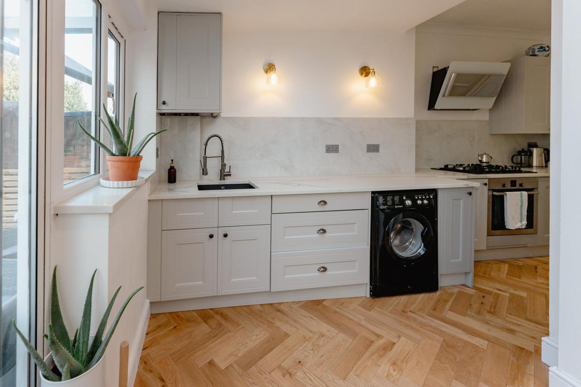 Vakantiehuis Wembley Lovely 6 Bed House Sleeps Up To 14
