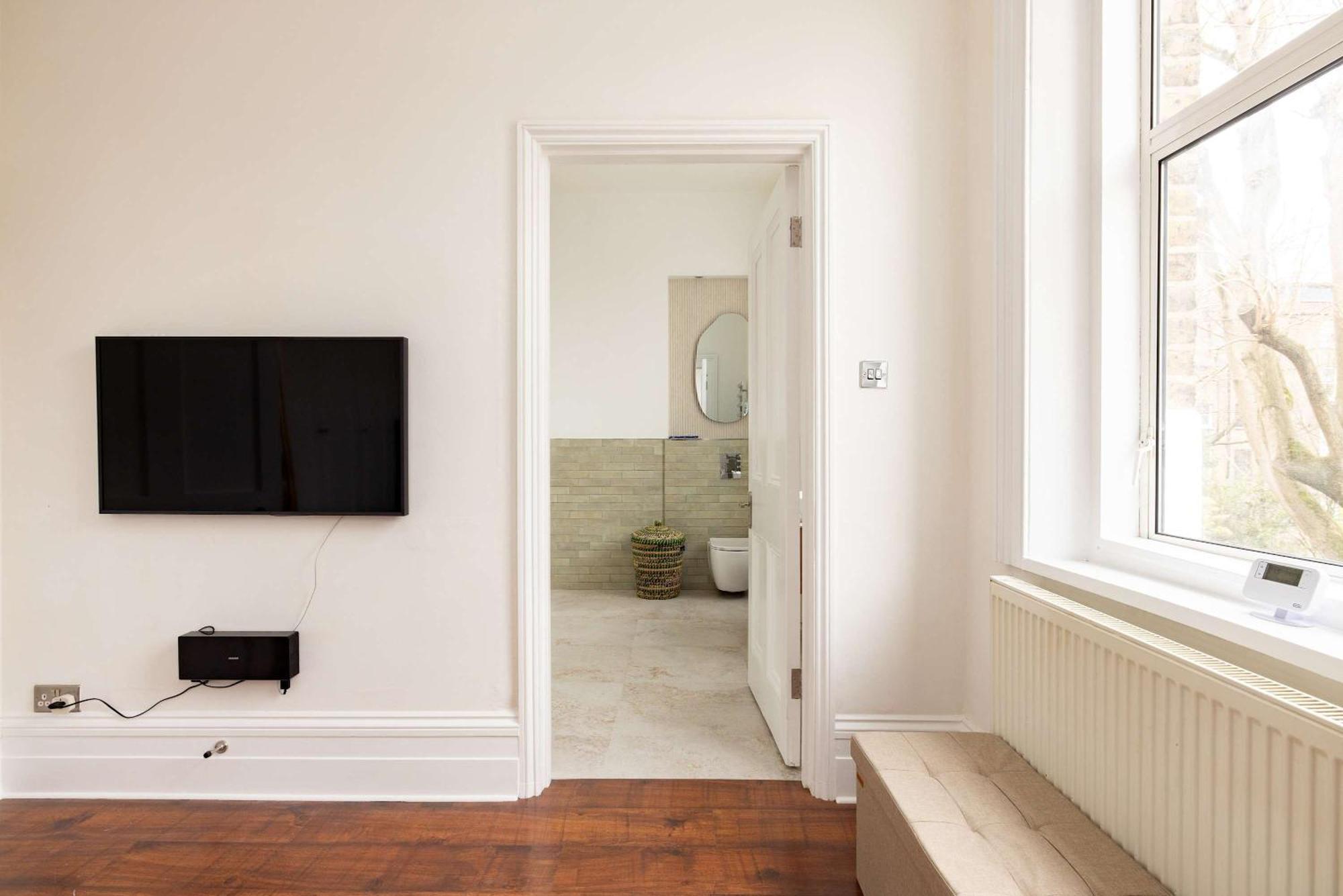 Light-filled 2-bedroom Chelsea Lägenhet